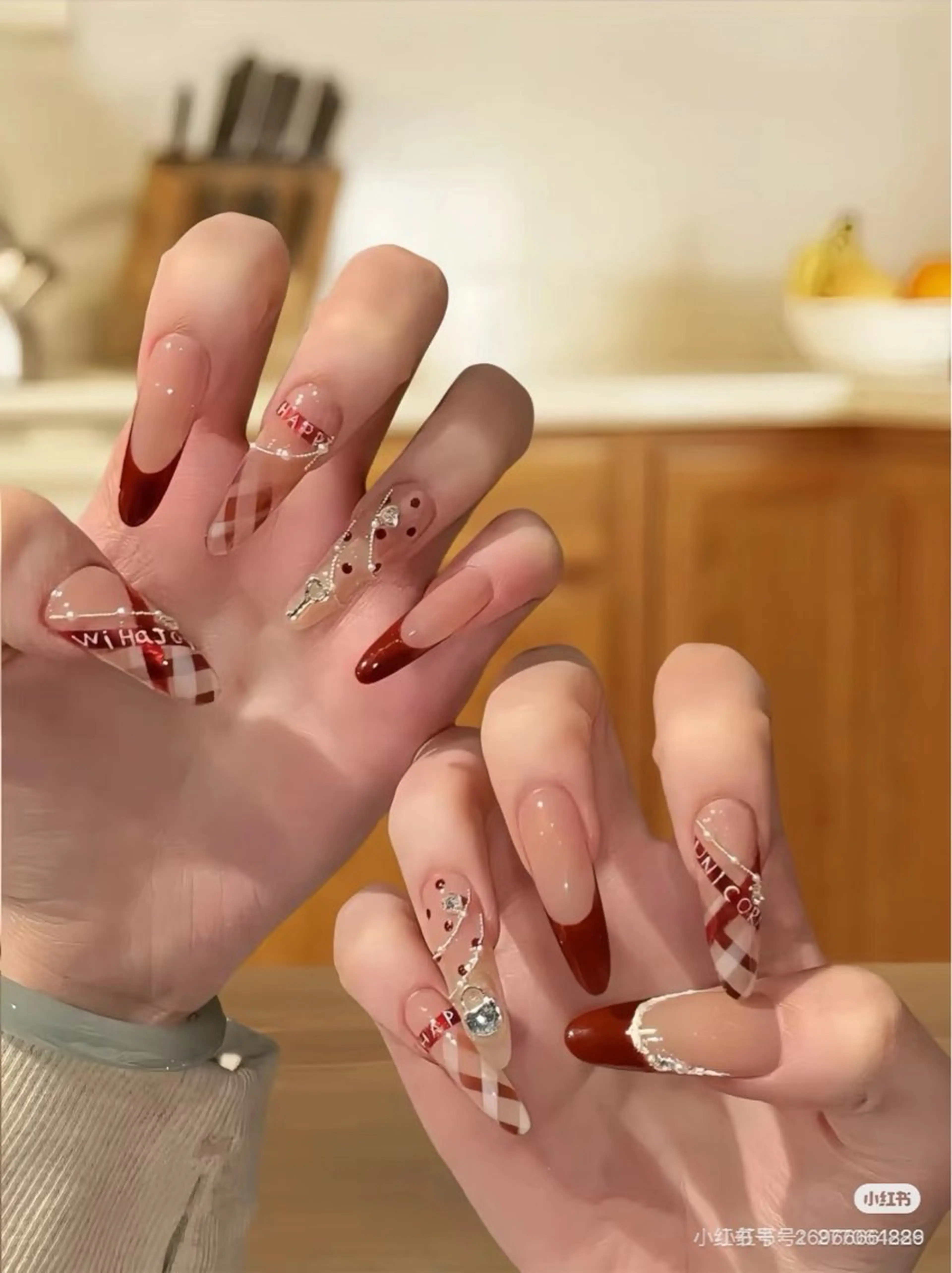 ネイル 成人式 ジェルネイル ロングネイル マグネットネイル 大理石ネイル(マーブル) ハンドネイル Momoa nail salon所属・MoMoA Nail ネイル長さ出し専門店のネイルデザイン