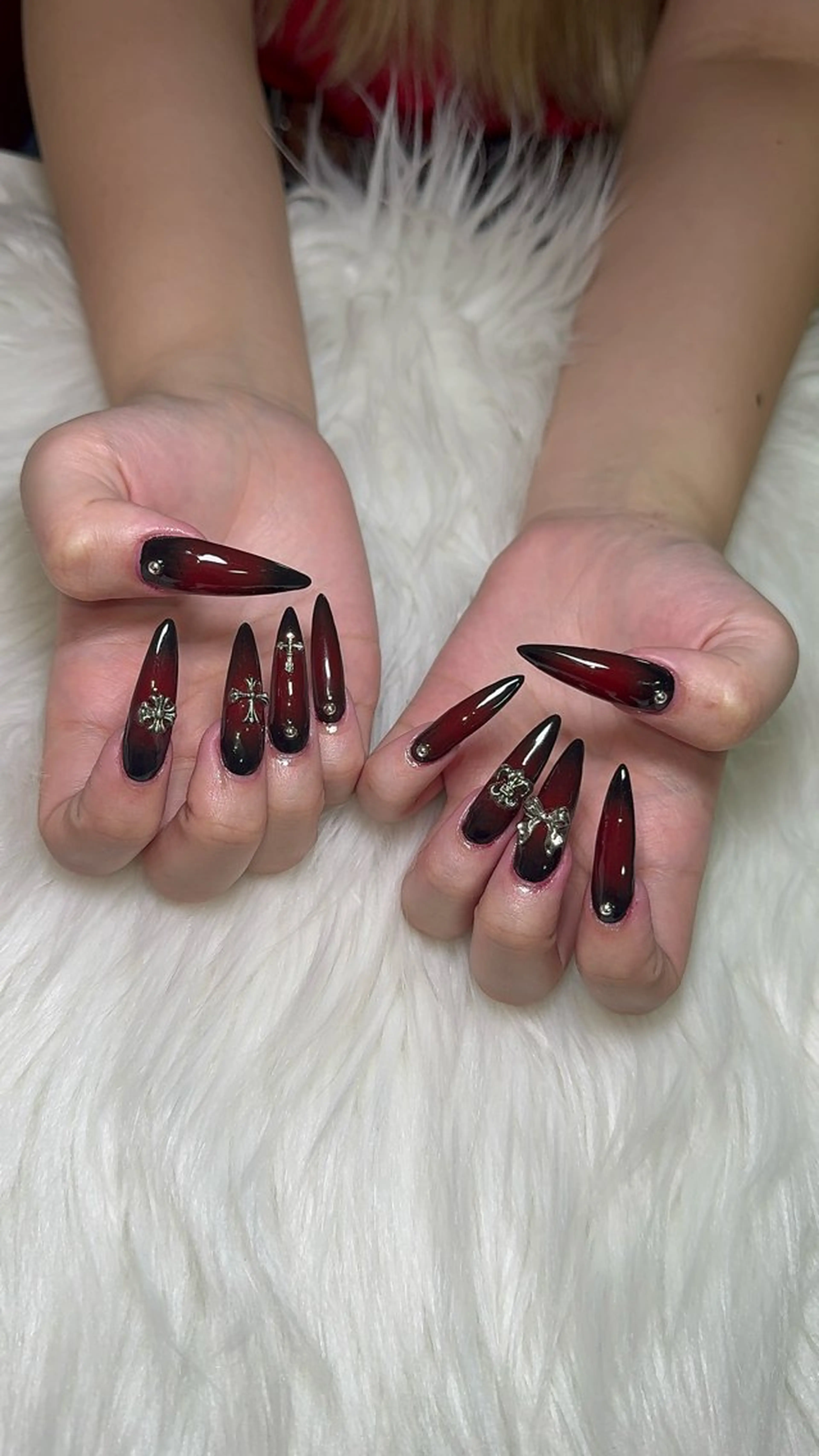 ネイル ハンドネイル 黒川 実祐のネイルデザイン