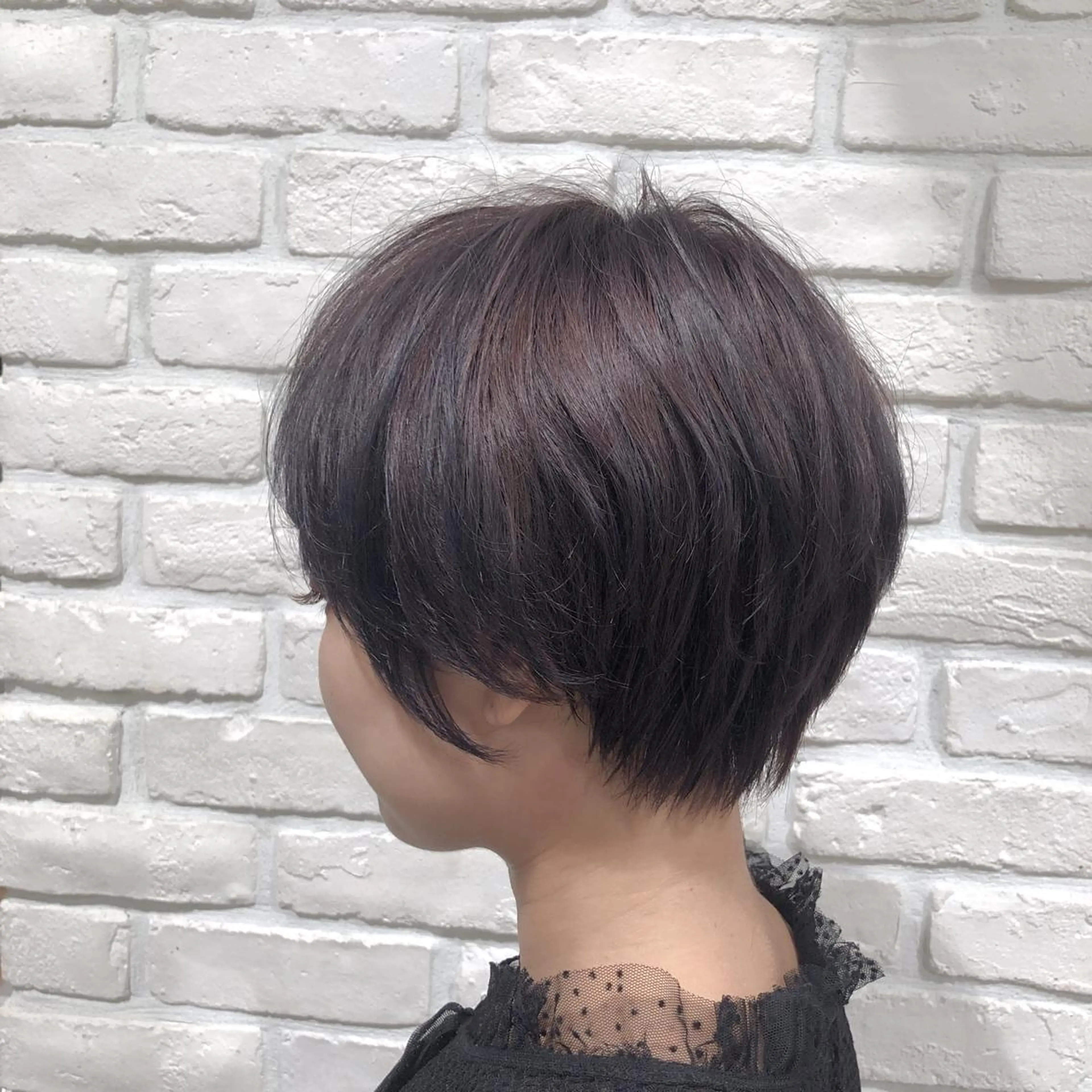 ショート カラー ショートヘア ブラウンベージュ 🐻五十嵐ゆりのヘアスタイル