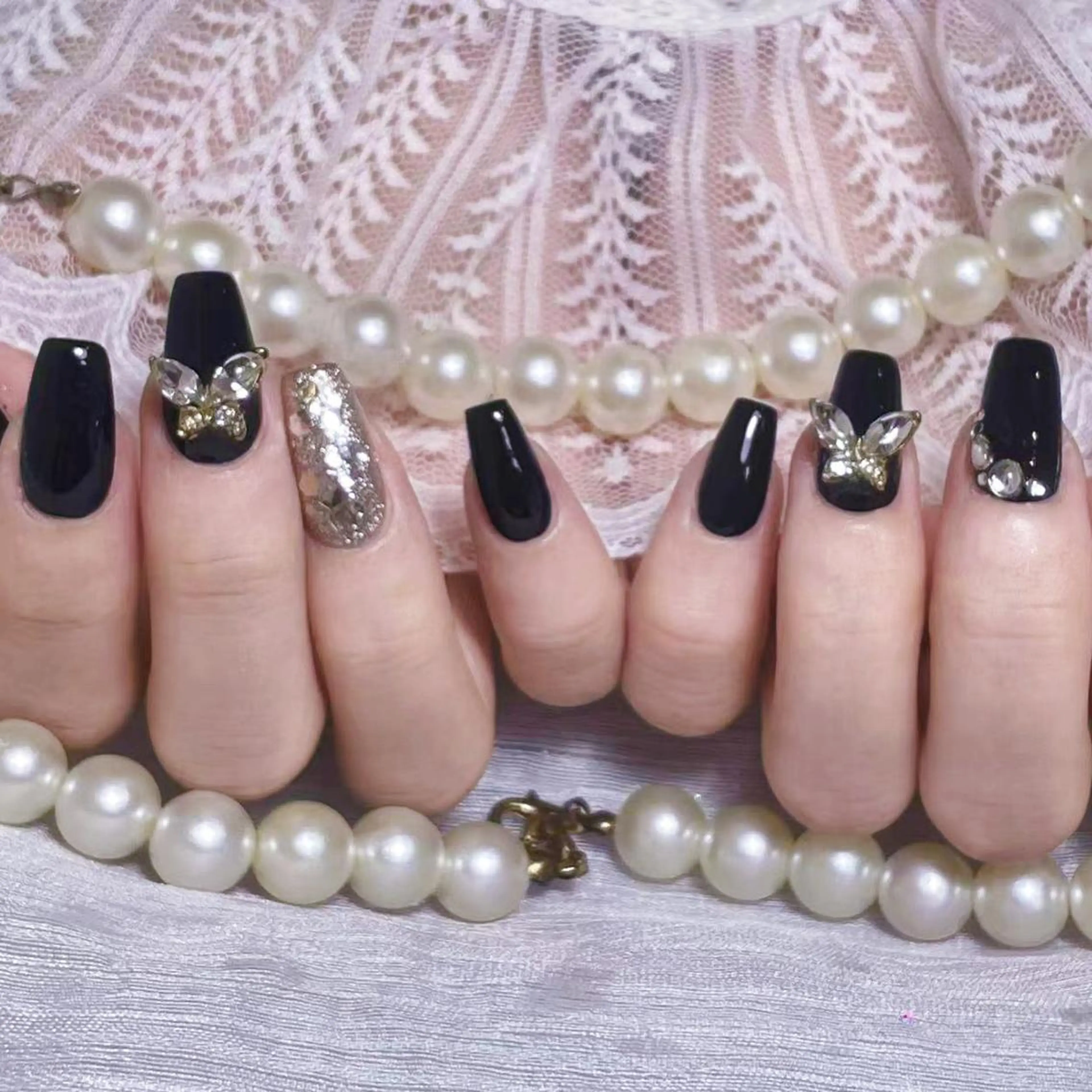 ネイル アートネイル オーロラネイル ガーリー キラキラネイル 韓国ネイル ハンドネイル Diamond NAIL✨のネイルデザイン