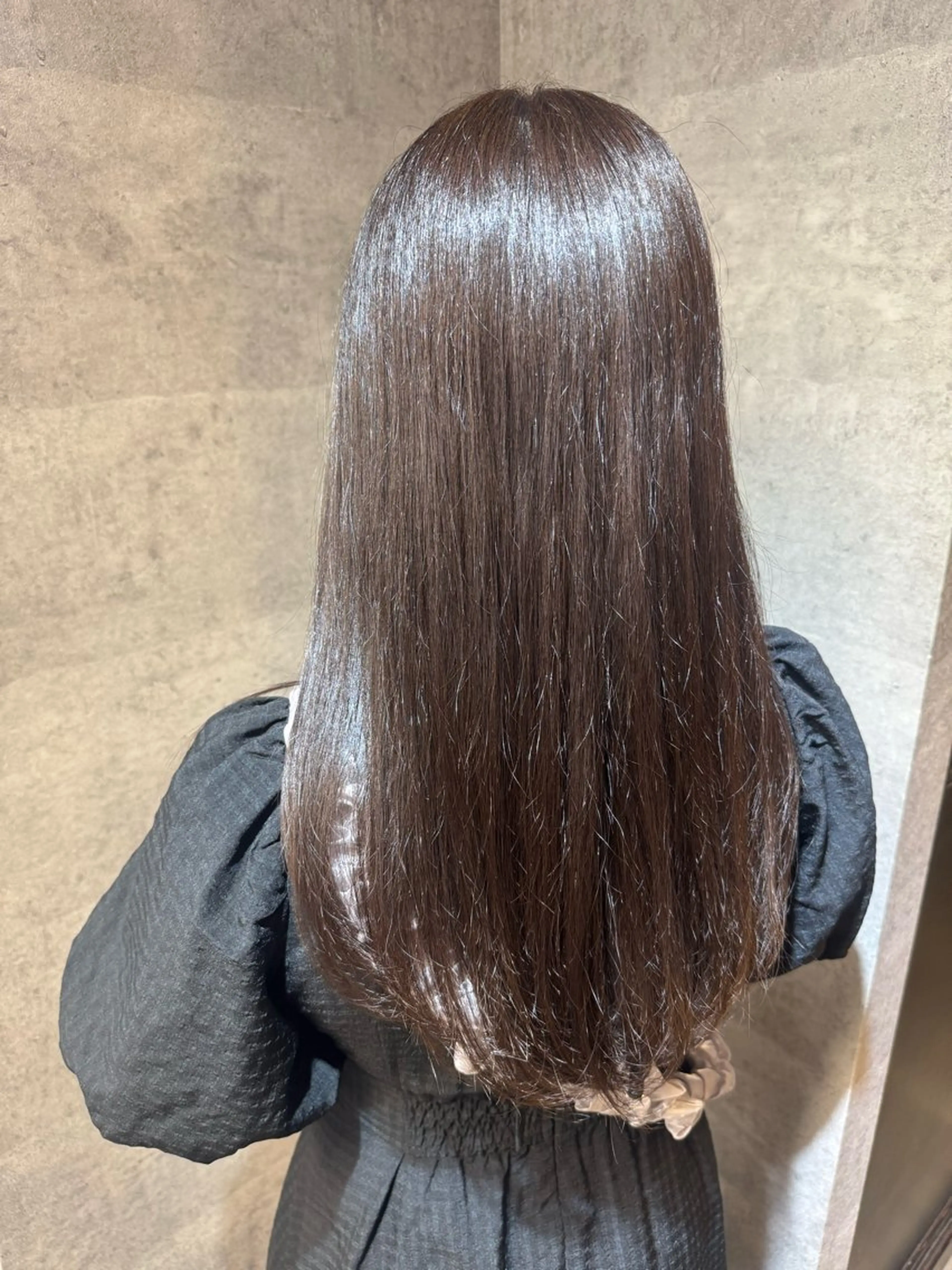 セミロング アッシュ ケアカラー 髪質改善 トリートメント ヘアカラー CHARA Chalone池袋店所属・髪質改善池袋𓊆石原 大士𓊇ダブルカラーのヘアスタイル