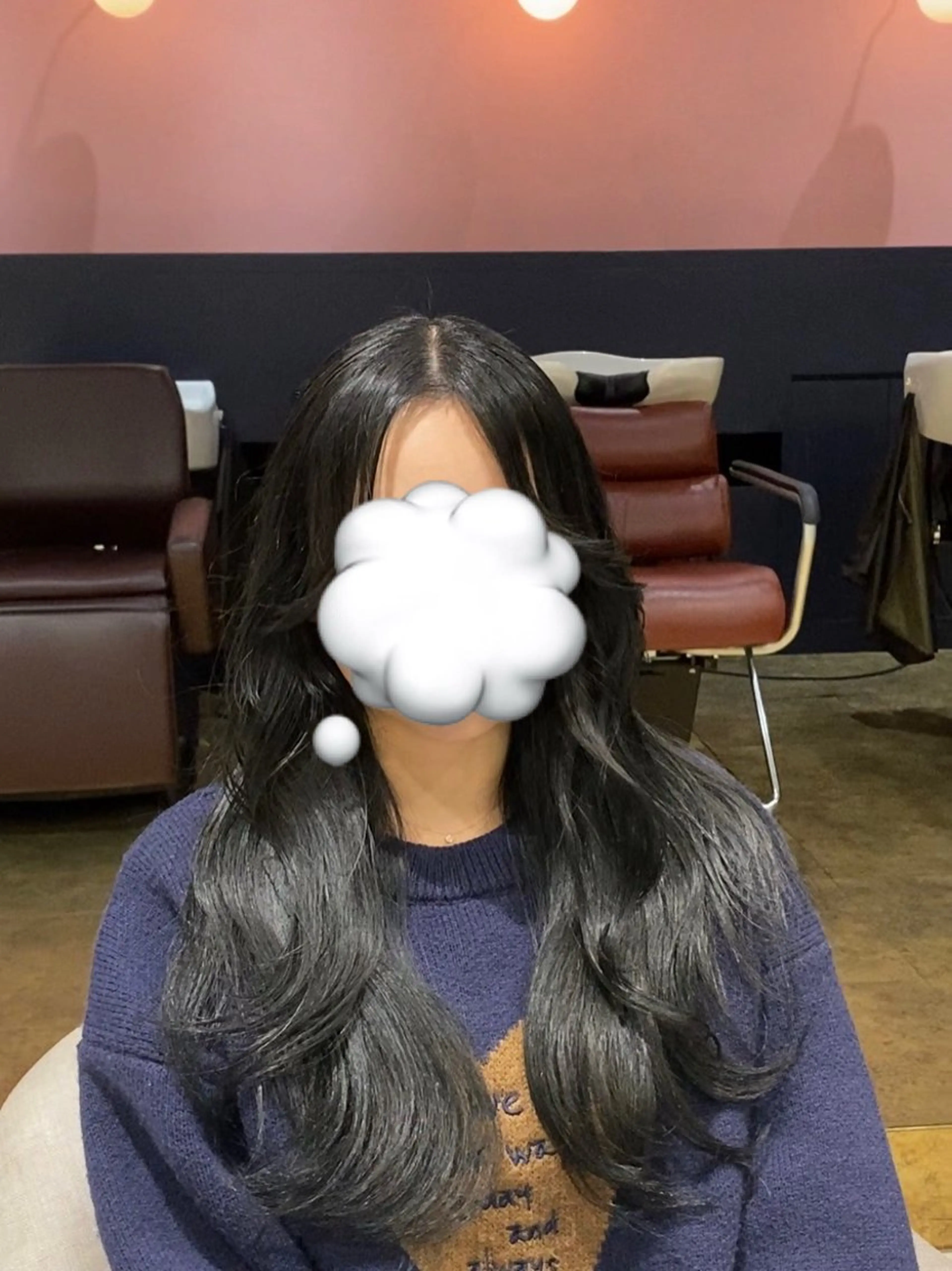 セミロング カラー ブリーチ 透明感カラー ヘアカラー 磯田 冬弥のヘアスタイル