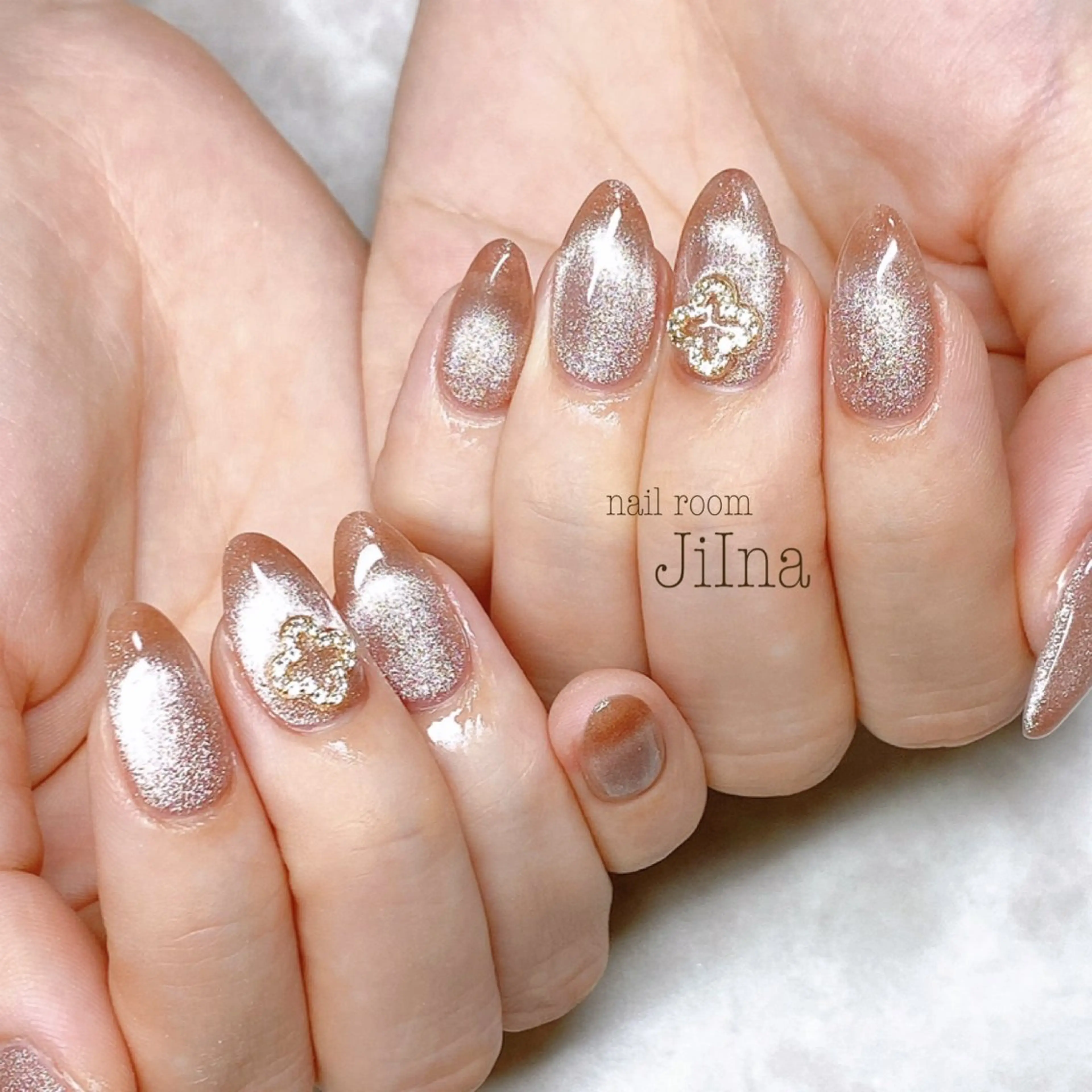 ネイル マグネットネイル nail room JiInaのネイルデザイン