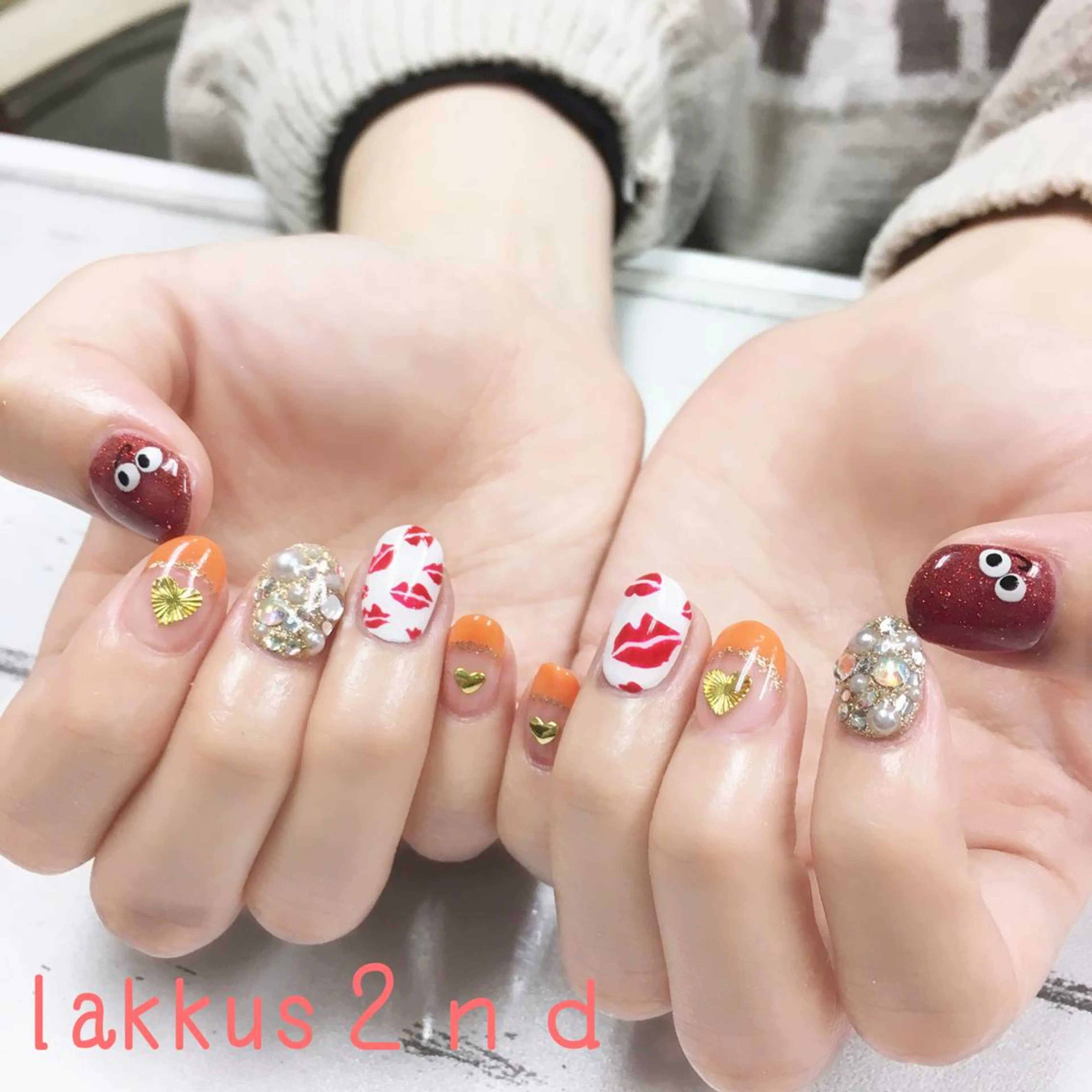 ネイル ハンドネイル ラックス セカンドのネイルデザイン