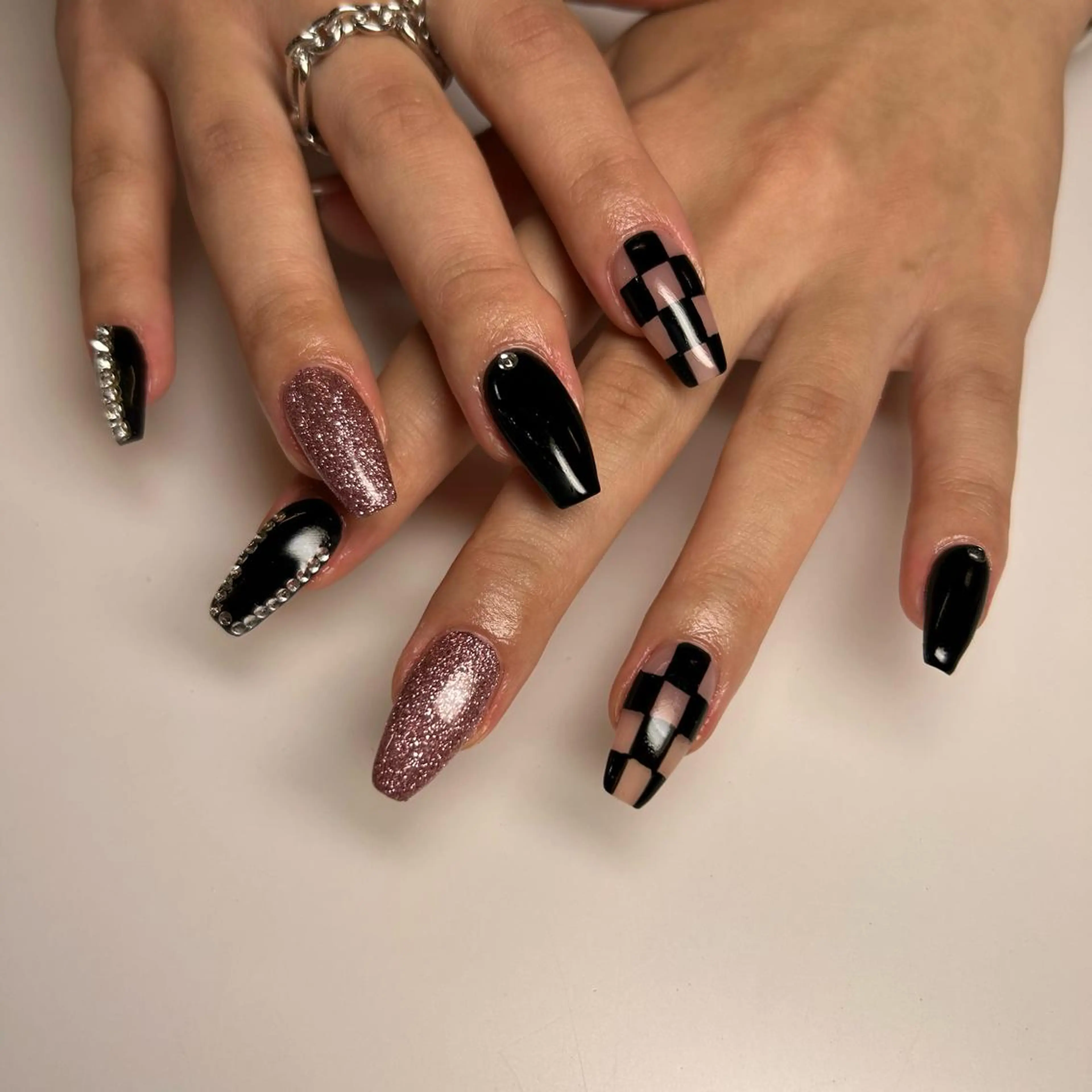 ネイル ハンドネイル 恒川 みなみのネイルデザイン