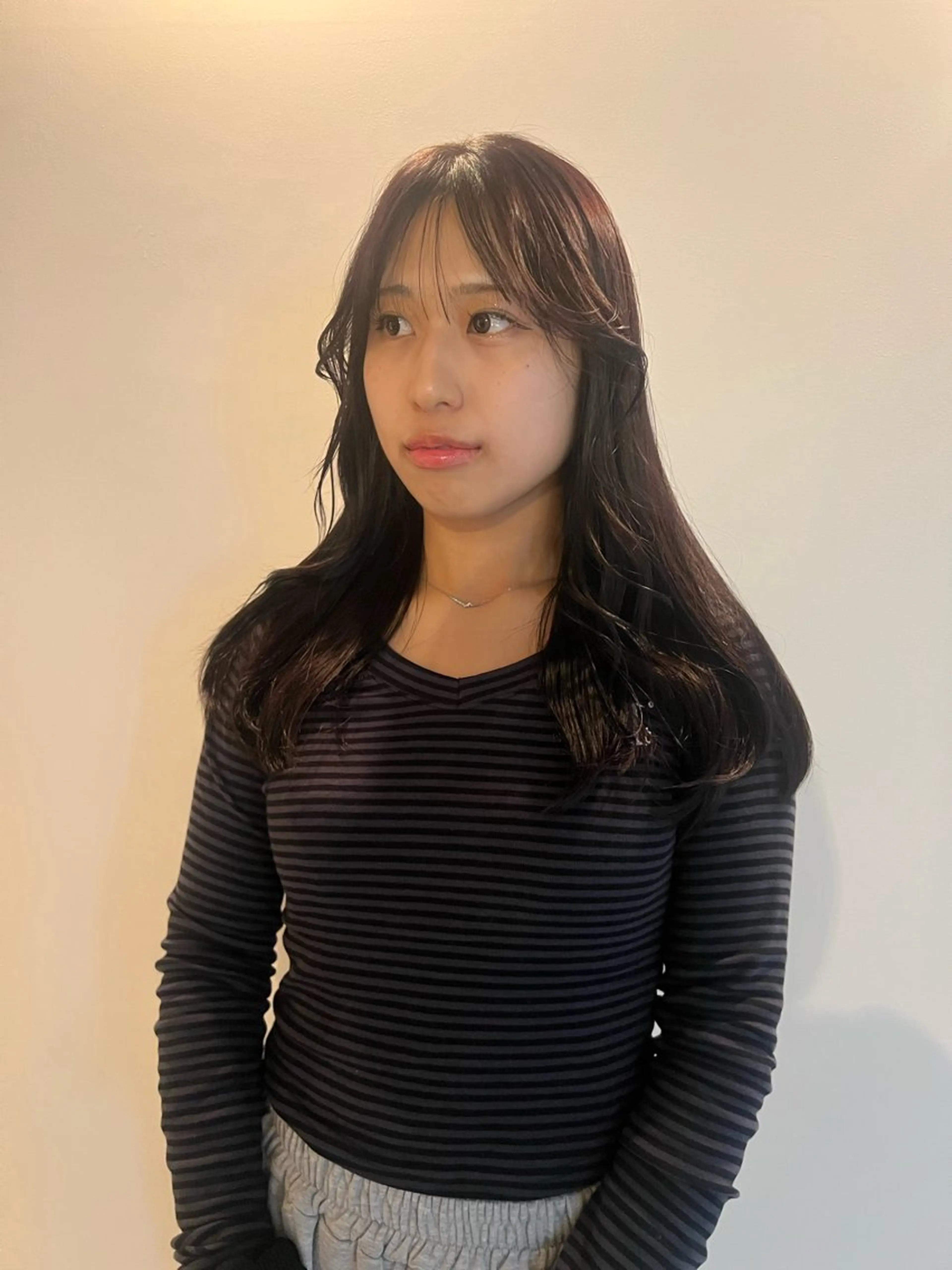 カラー 伊藤 美咲のヘアスタイル