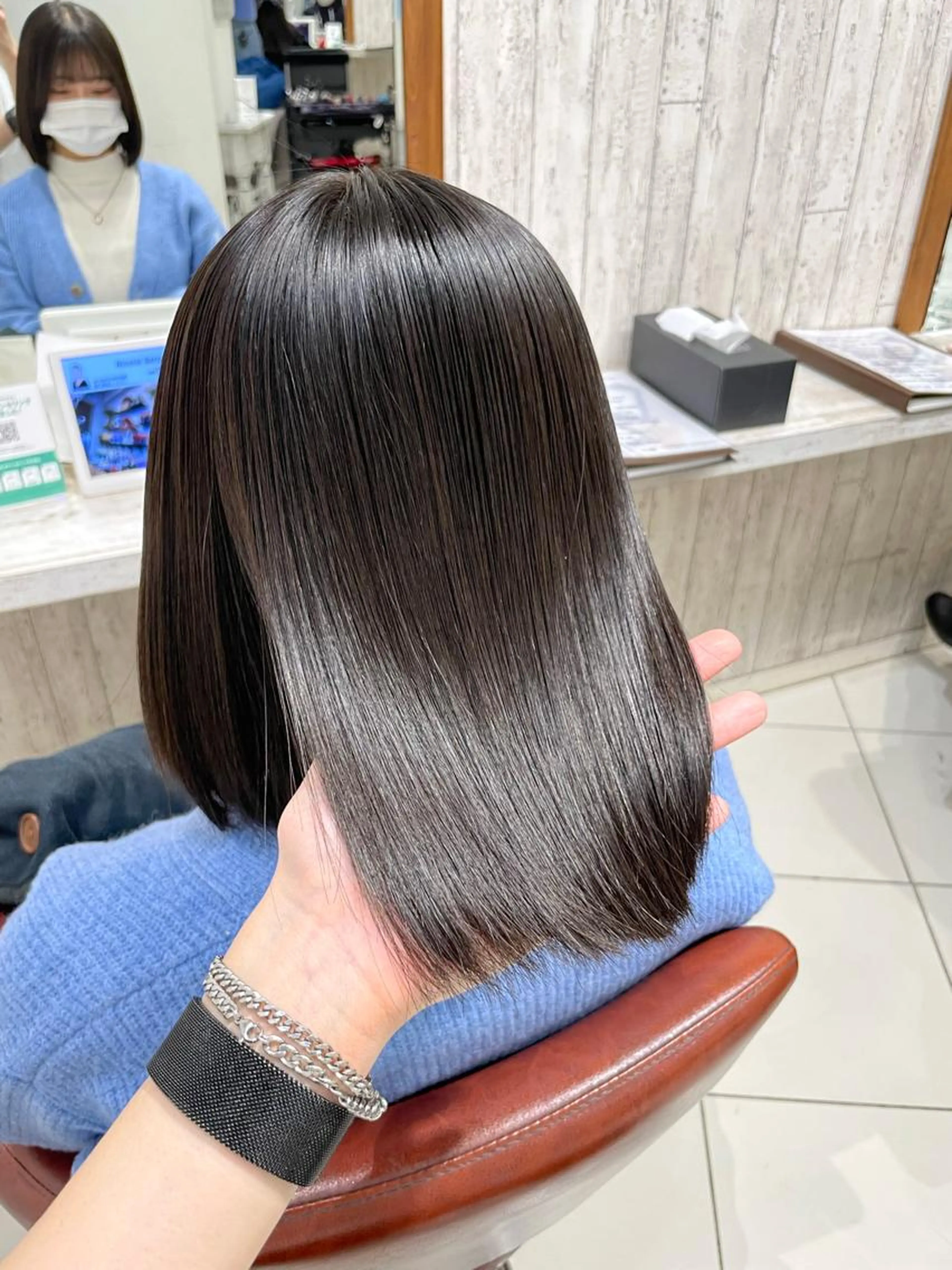 前髪縮毛矯正＋トリートメント（前髪カット付き）の写真