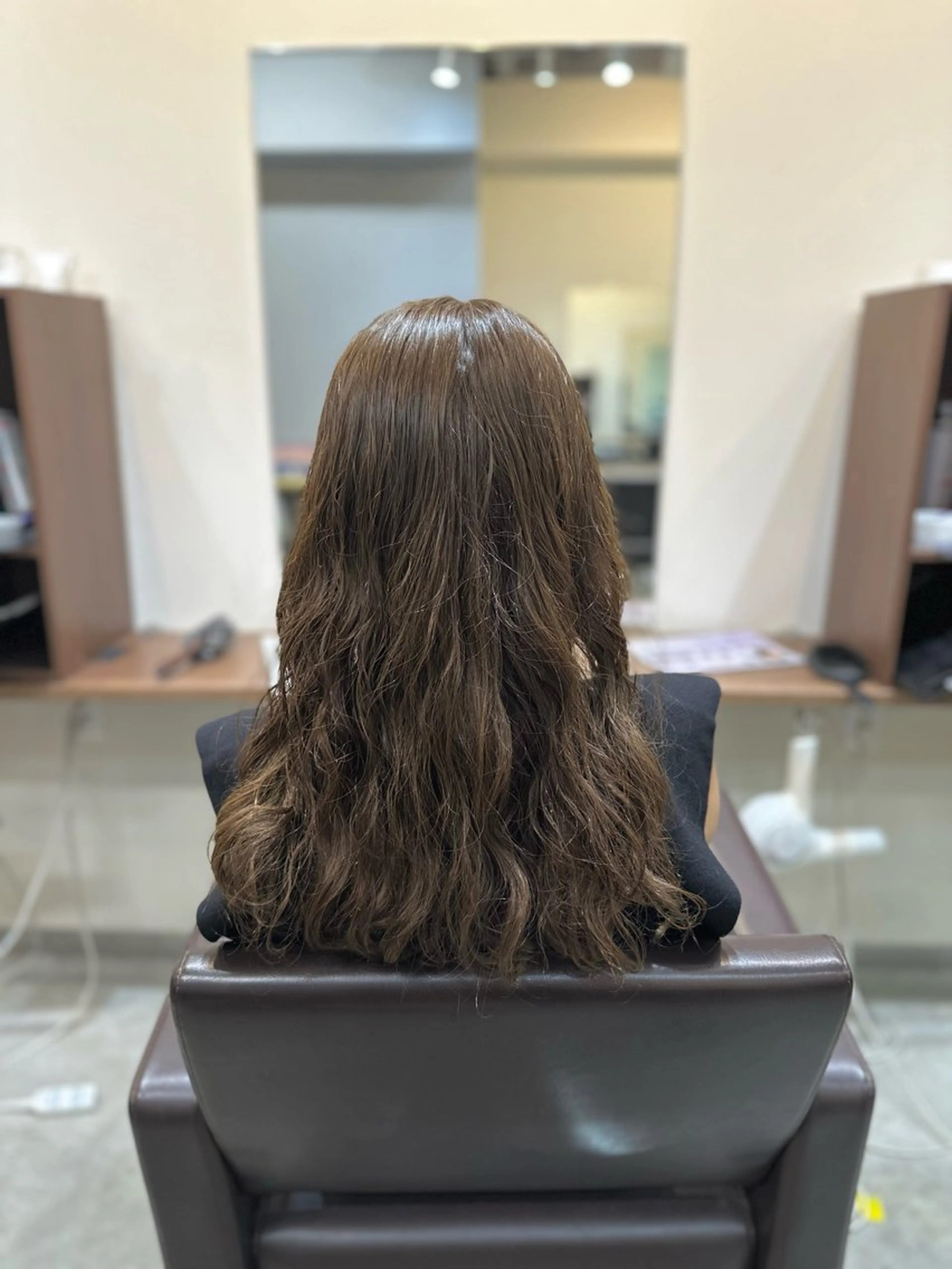 ロング カラー パーマ カット ヘアカラー パーマ トリートメント 小顔カット✨ 透明感カラー✨kyoのヘアスタイル
