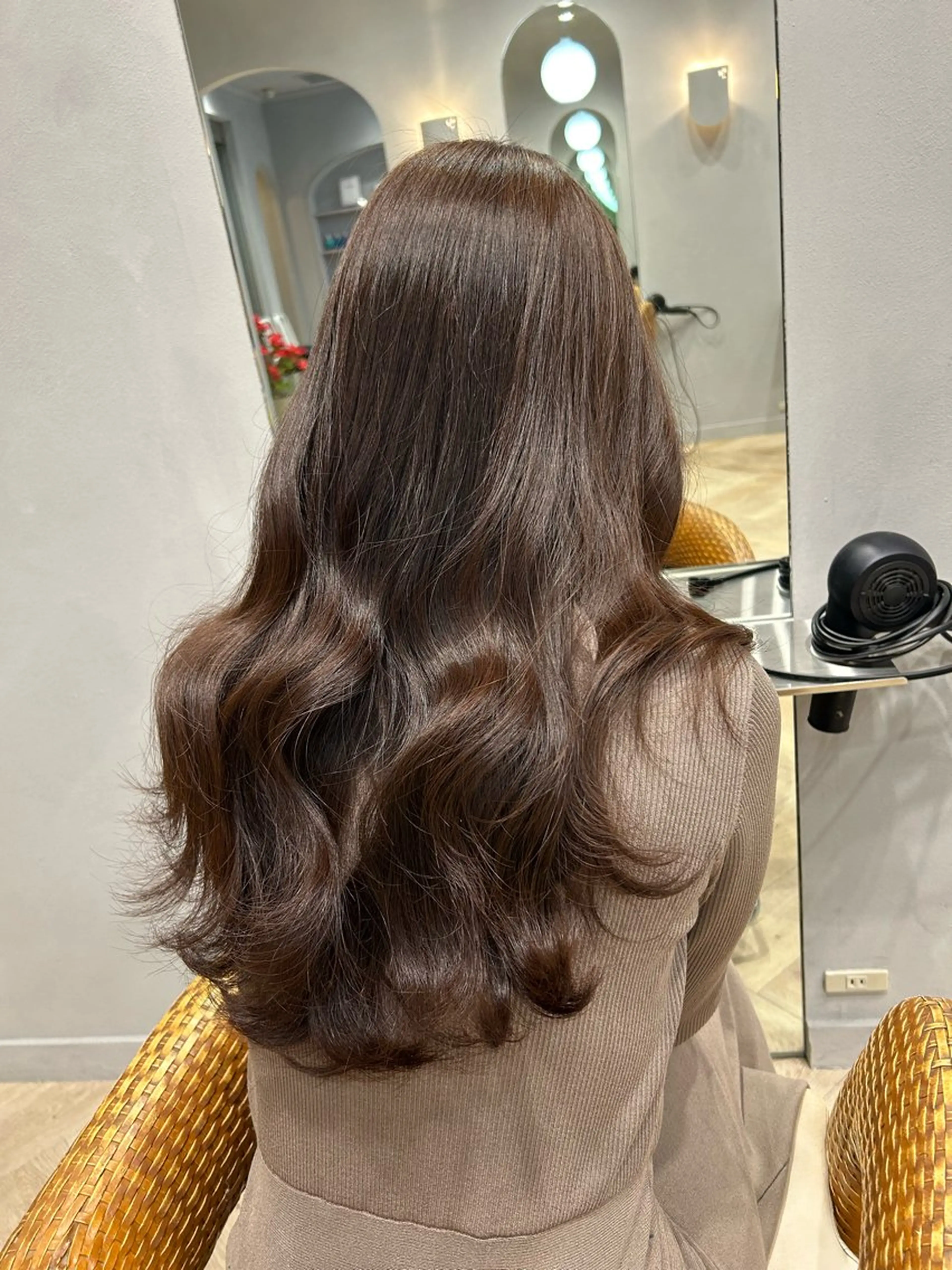 ミディアム トリートメント カット ヘアカラー 安藤 勇人のヘアスタイル