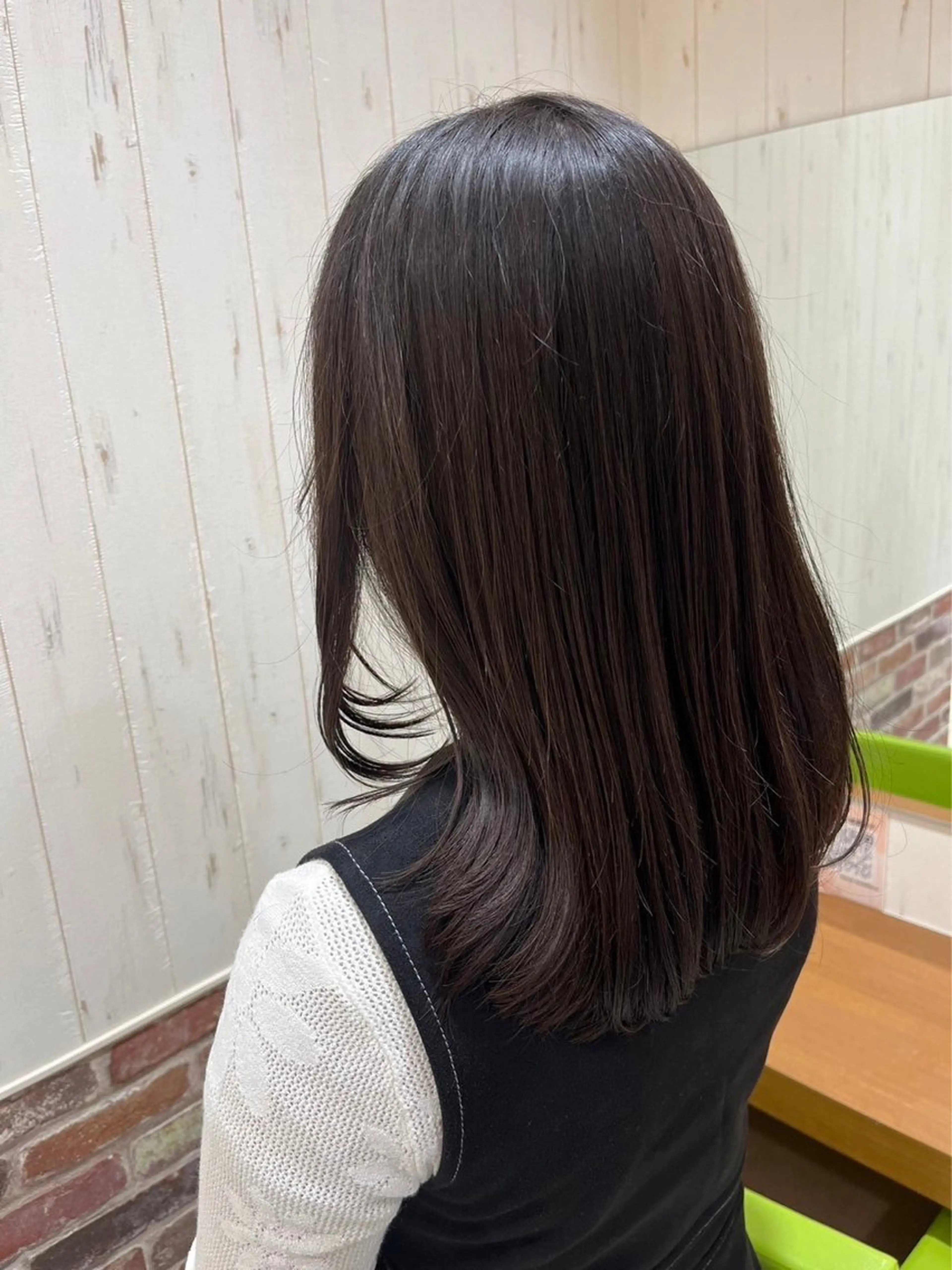 セミロング ボブ ハイライト 髪質改善 hair salon FAN所属・FANスタイリスト Ⓜ️EIのヘアスタイル