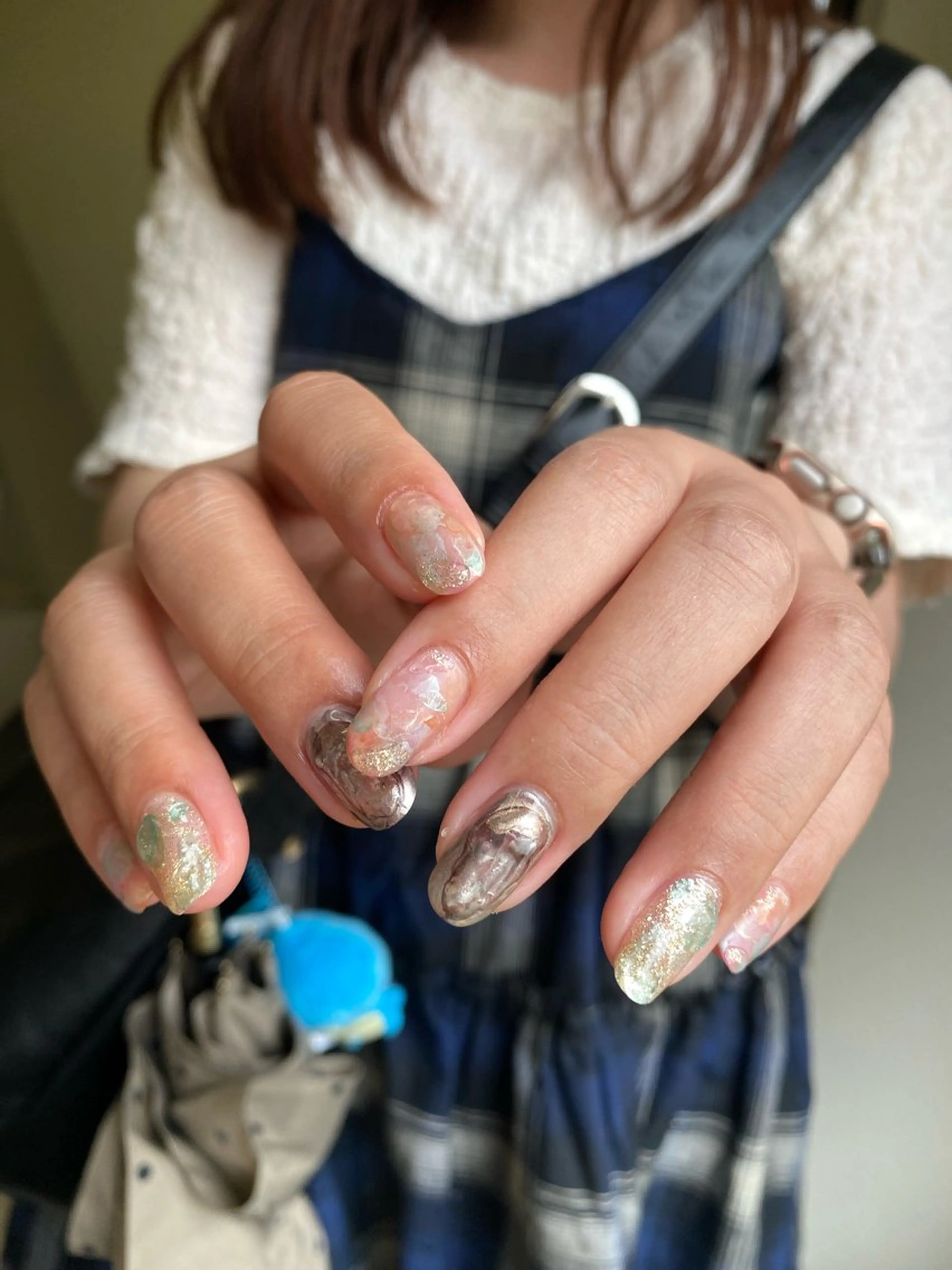 ネイル 成人式 フレンチネイル ジェルネイル ガーリー マグネットネイル ハンドネイル 草加ニュアンスネイル 🌚hersのネイルデザイン