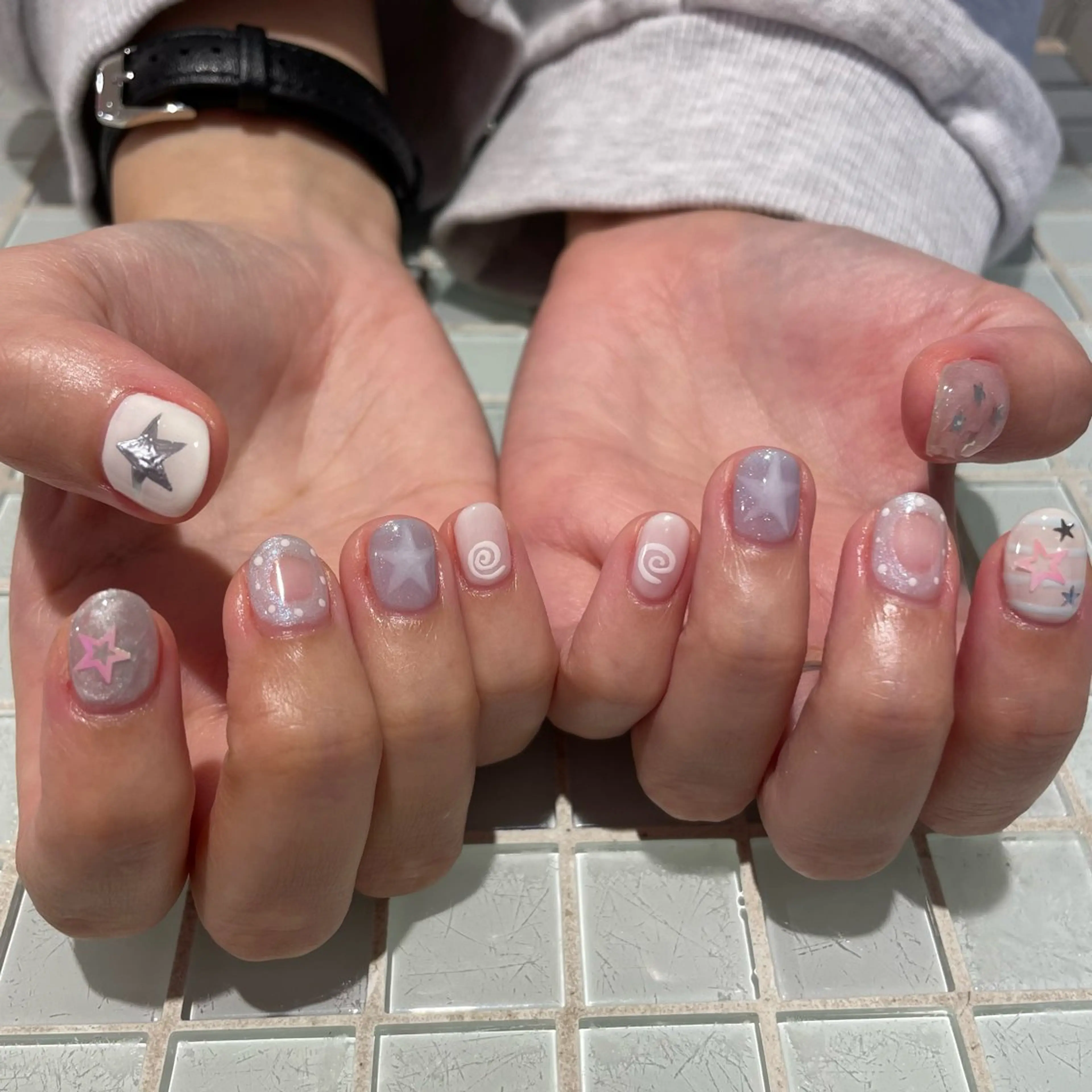ネイル SHELL NAIL Minamiのネイルデザイン