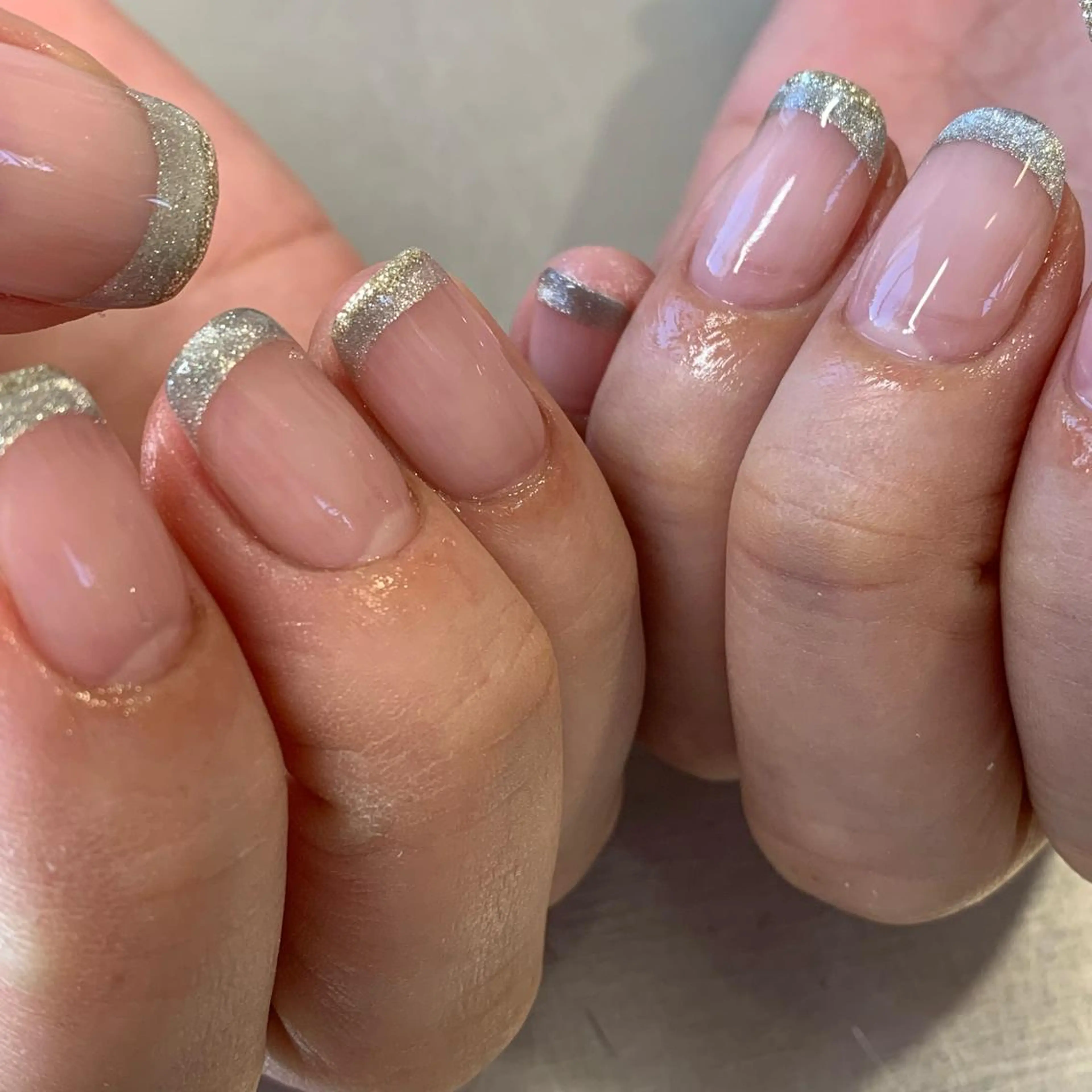 ネイル フレンチネイル マグネットネイル マグネットフレンチ ハンドネイル 佐藤 穂乃香のネイルデザイン