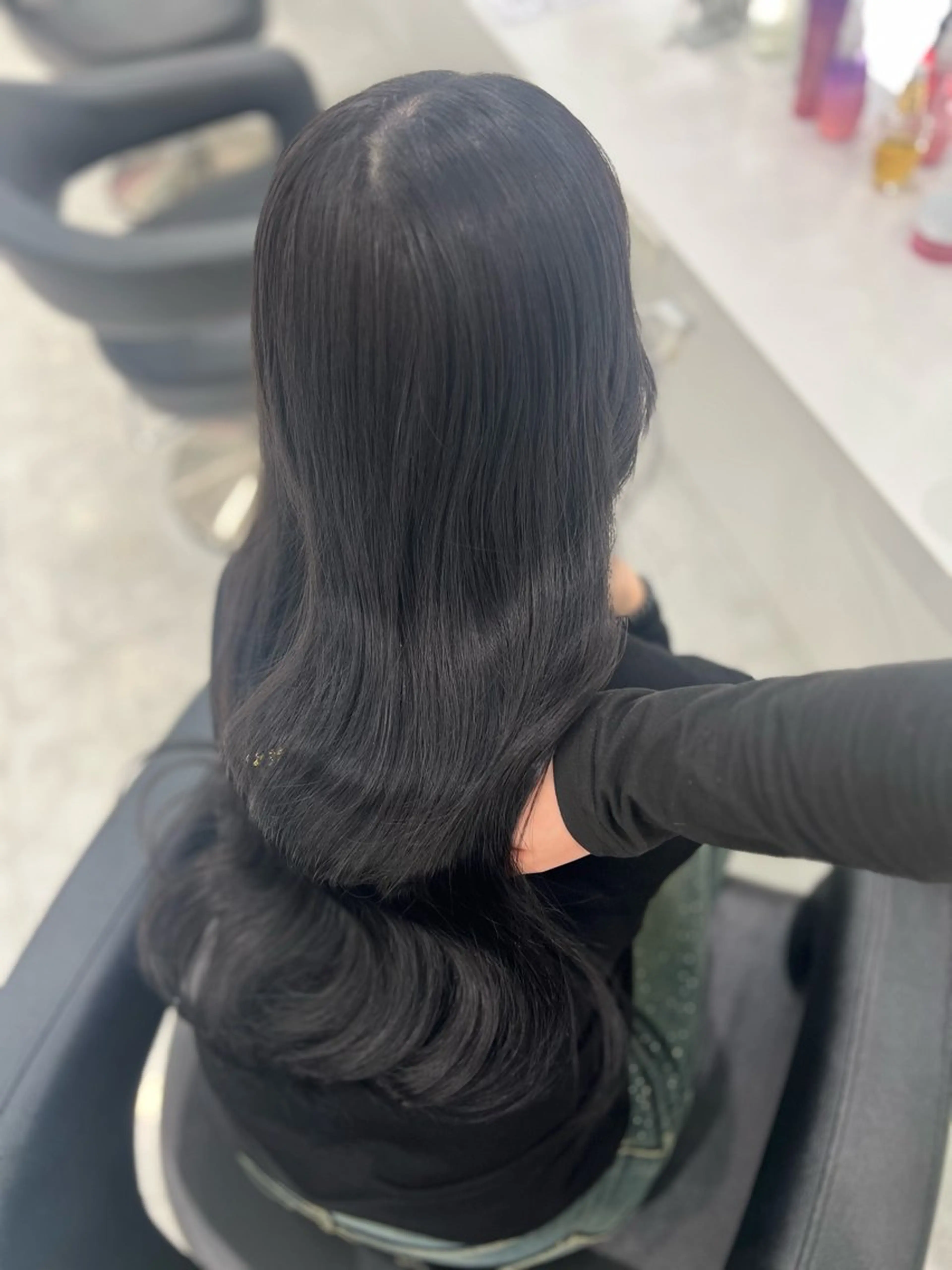 ロング カラー 黒髪 ブルーカラー ブルーブラック 髪質改善 トリートメント 💖SAE💖 銀座美容師のヘアスタイル