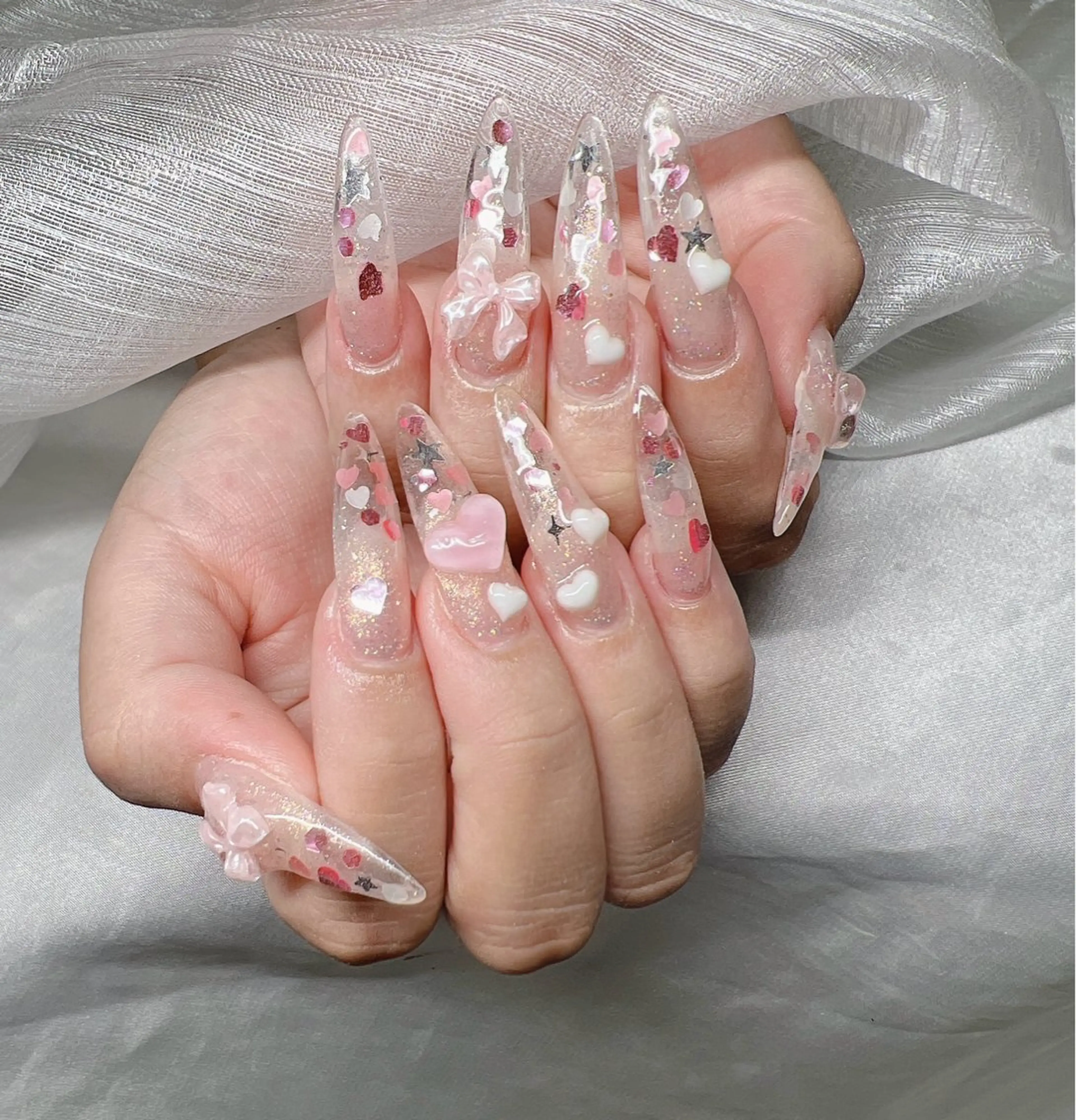 ネイル 長さ出し グラデーション 卒業式 キラキラネイル マグネットネイル ハンドネイル Lee Nailsのネイルデザイン