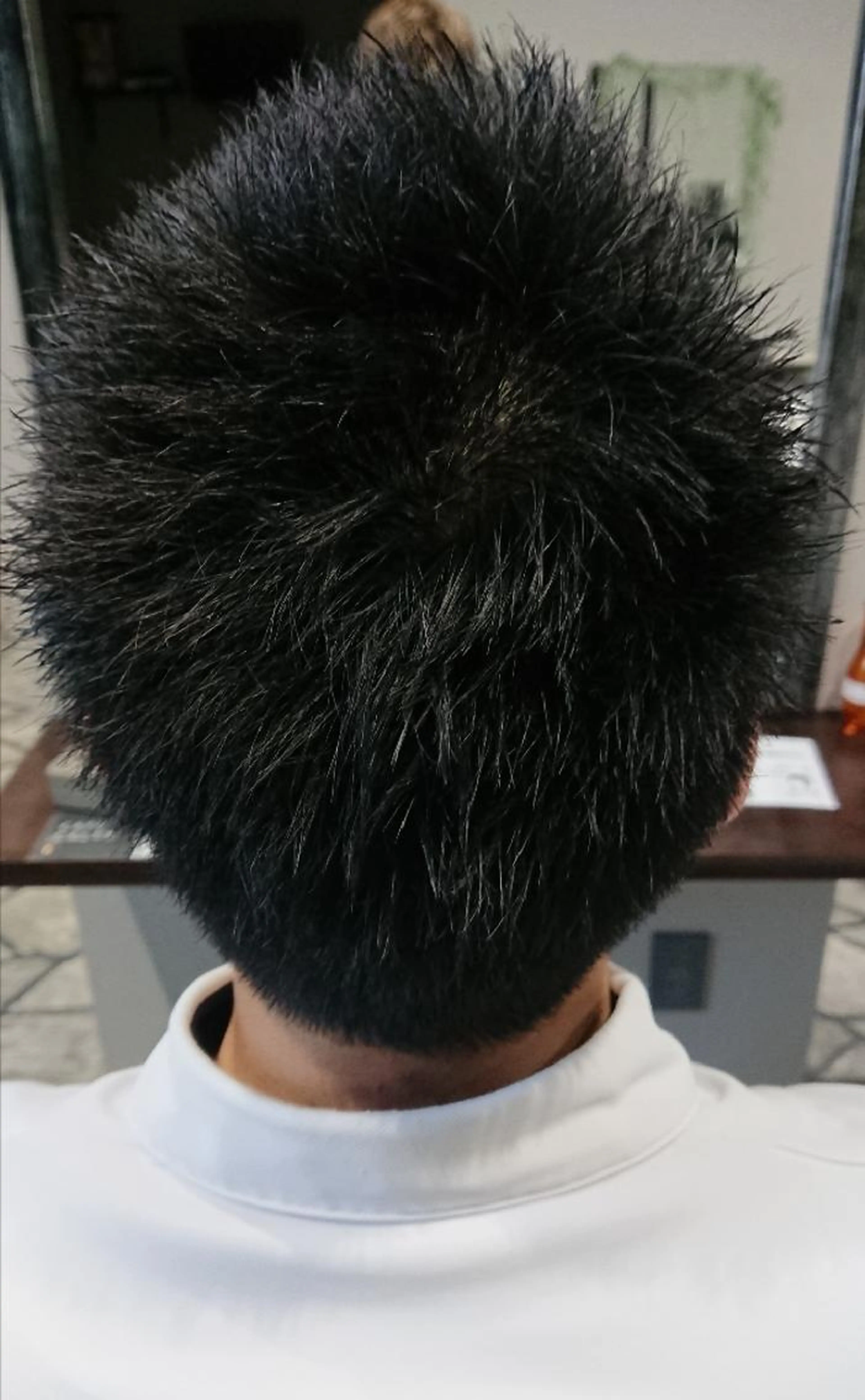 本日、7月22日 9時00〜12時の間で新規男性限定カットのみ、シャンプーはついておりません。の写真