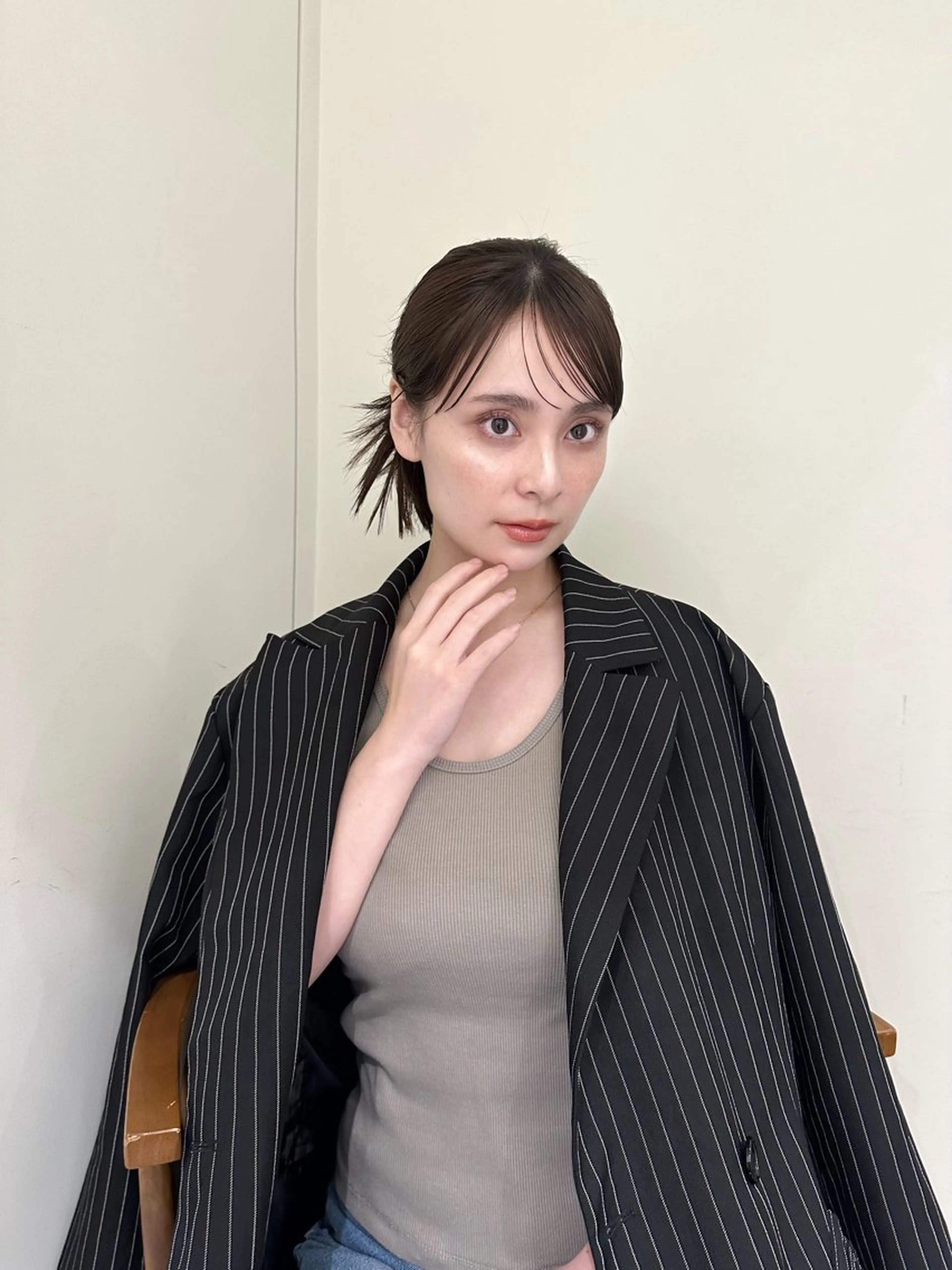 ミディアム ヘアアレンジ 🎗️似合わせ/小顔 顔周りカット/透明感のヘアスタイル