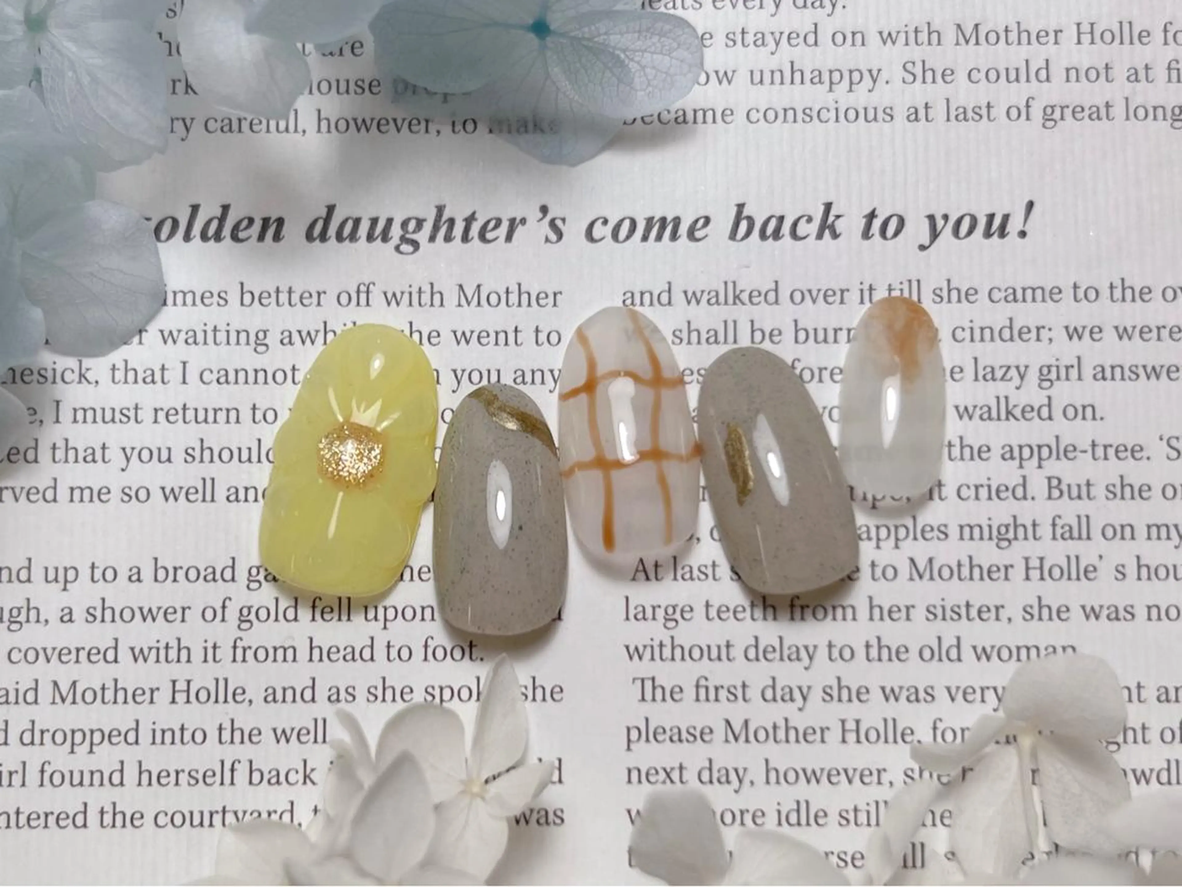 ネイル ハンドネイル ネイルPetit Ribbonのネイルデザイン