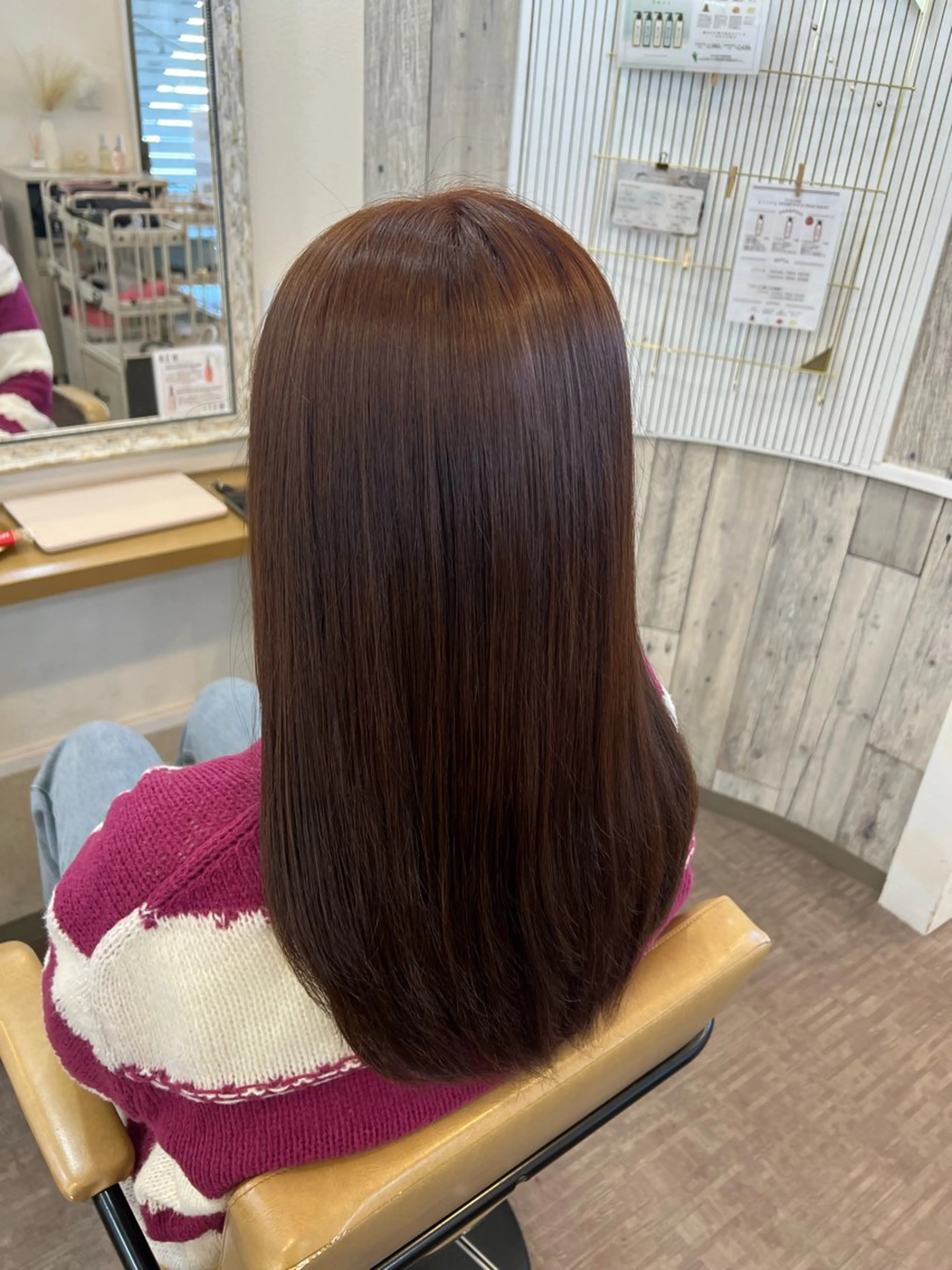 ロング オレンジブラウン ヘアカラー 本間 絵理奈‎のヘアスタイル