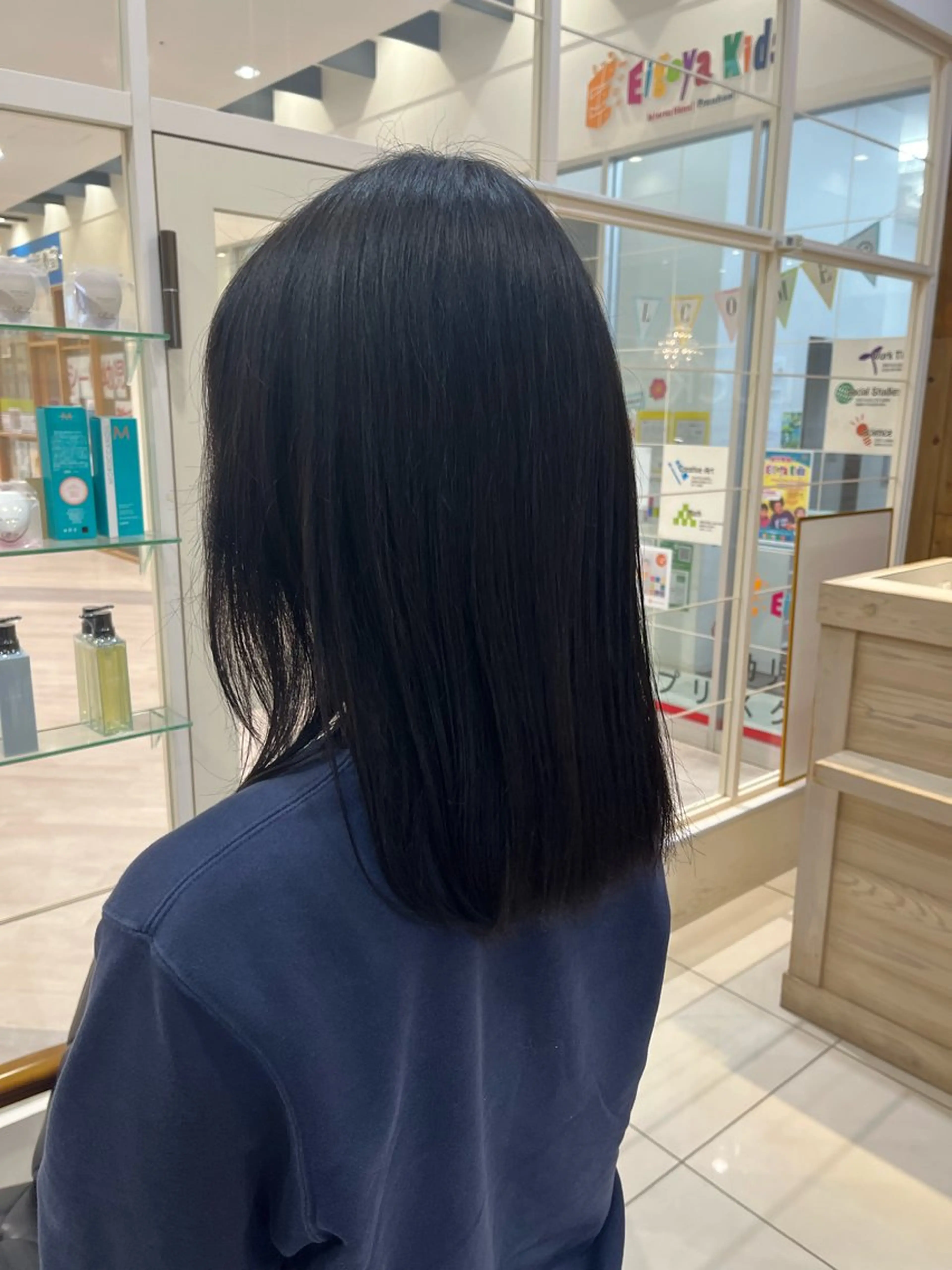 カラー 黒髪 ヘアカラー ヘアアレンジ 裾カラー/Aya🥀のヘアスタイル