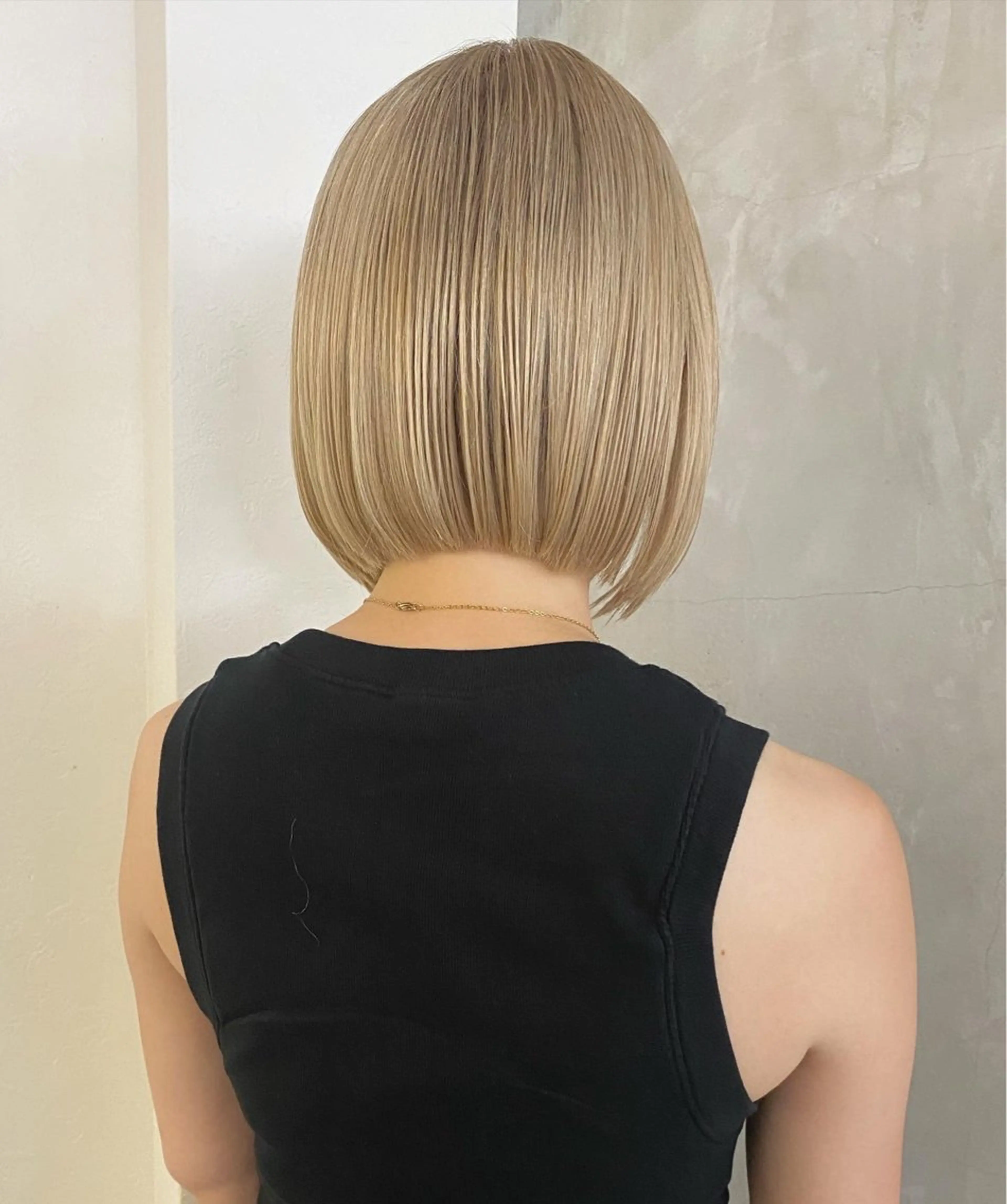 ショート カラー ベージュカラー ダブルカラー ハイトーンカラー ホワイトベージュ ヘアカラー 森貴裕/ベージュ/ パーマ/オリーブのヘアスタイル
