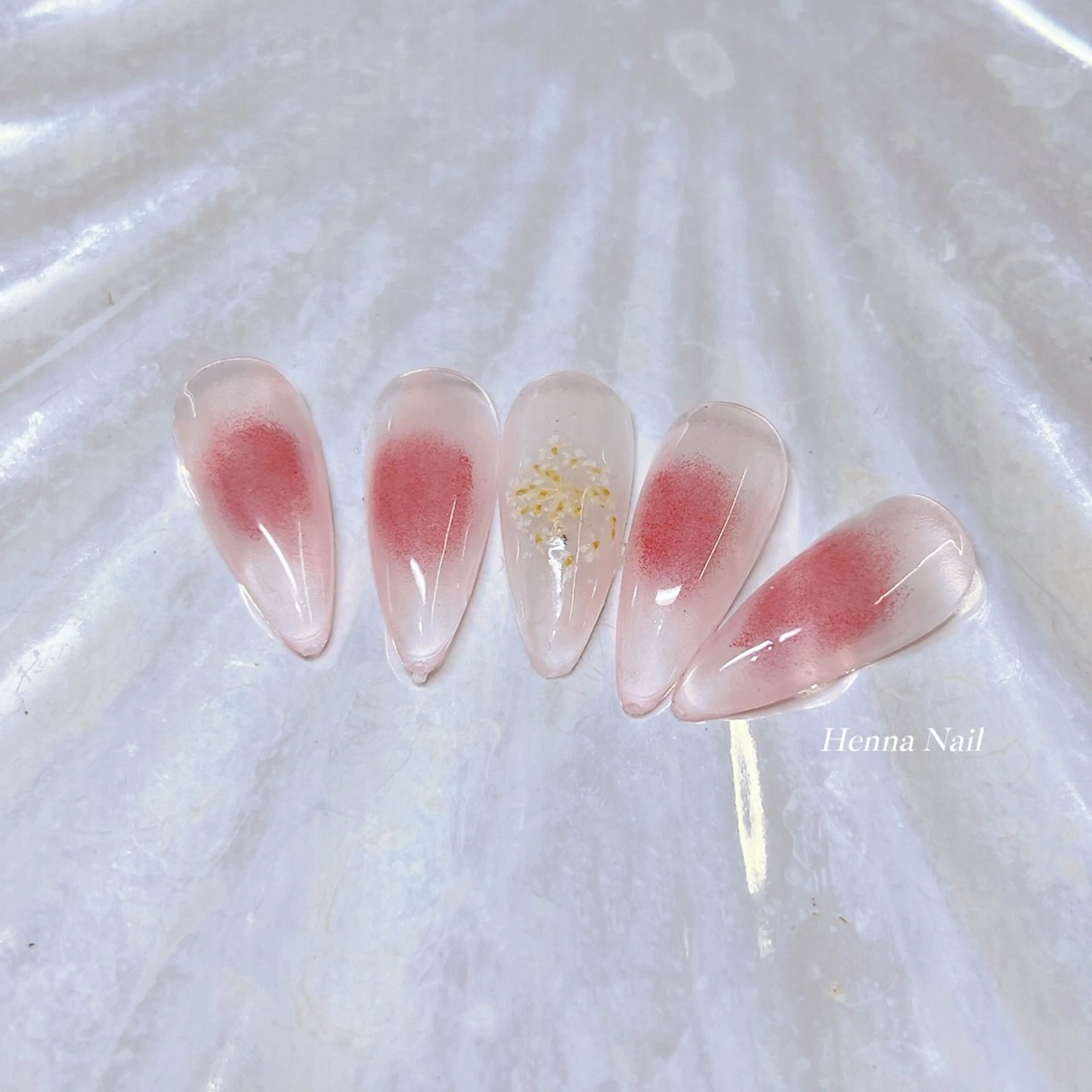 ネイル Henna nail  salon所属・Henna nailのネイルデザイン
