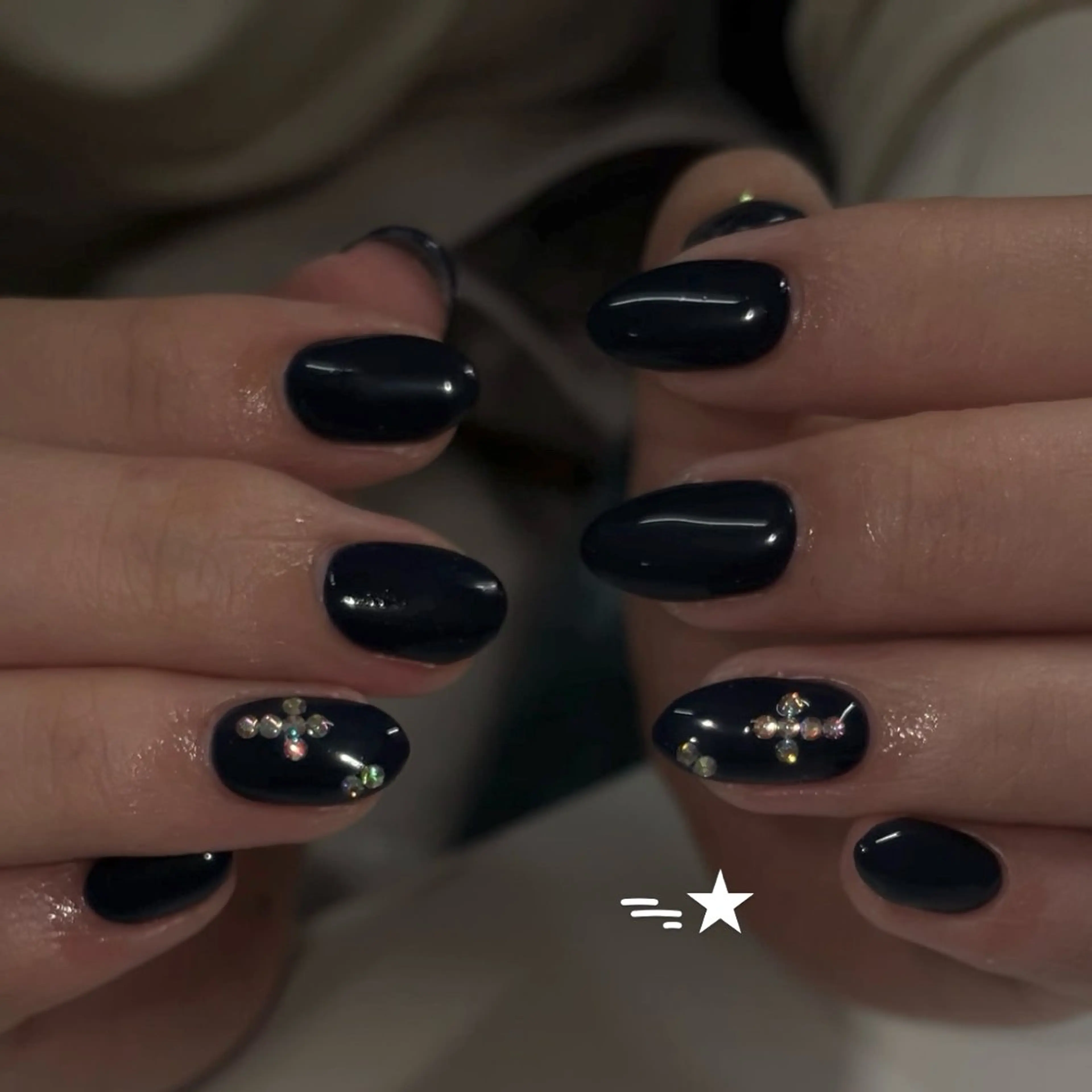 ネイル ハンドネイル yuna@ 練習生☘️のネイルデザイン