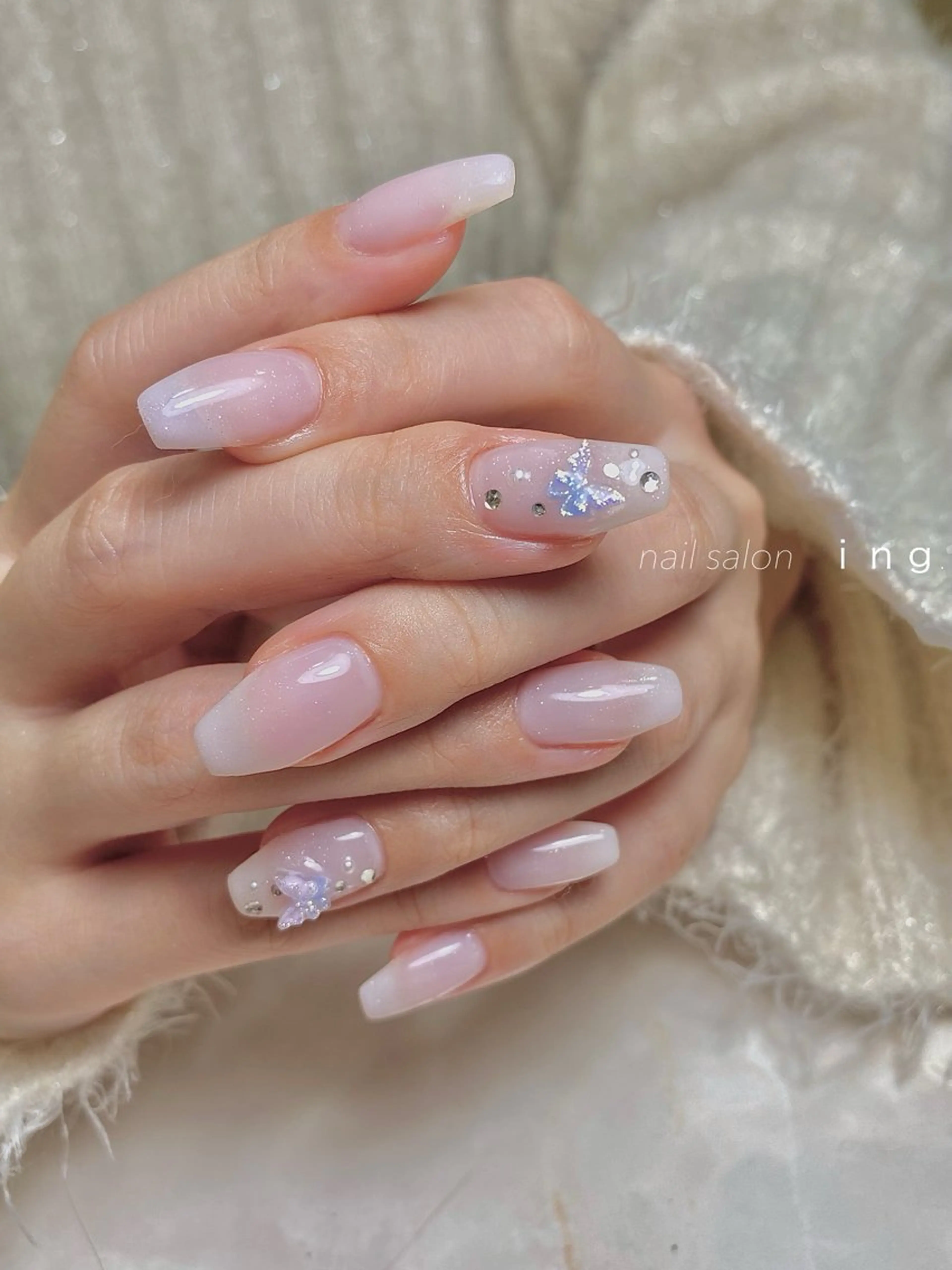 ネイル ワンカラーネイル ｉｎｇ .のネイルデザイン