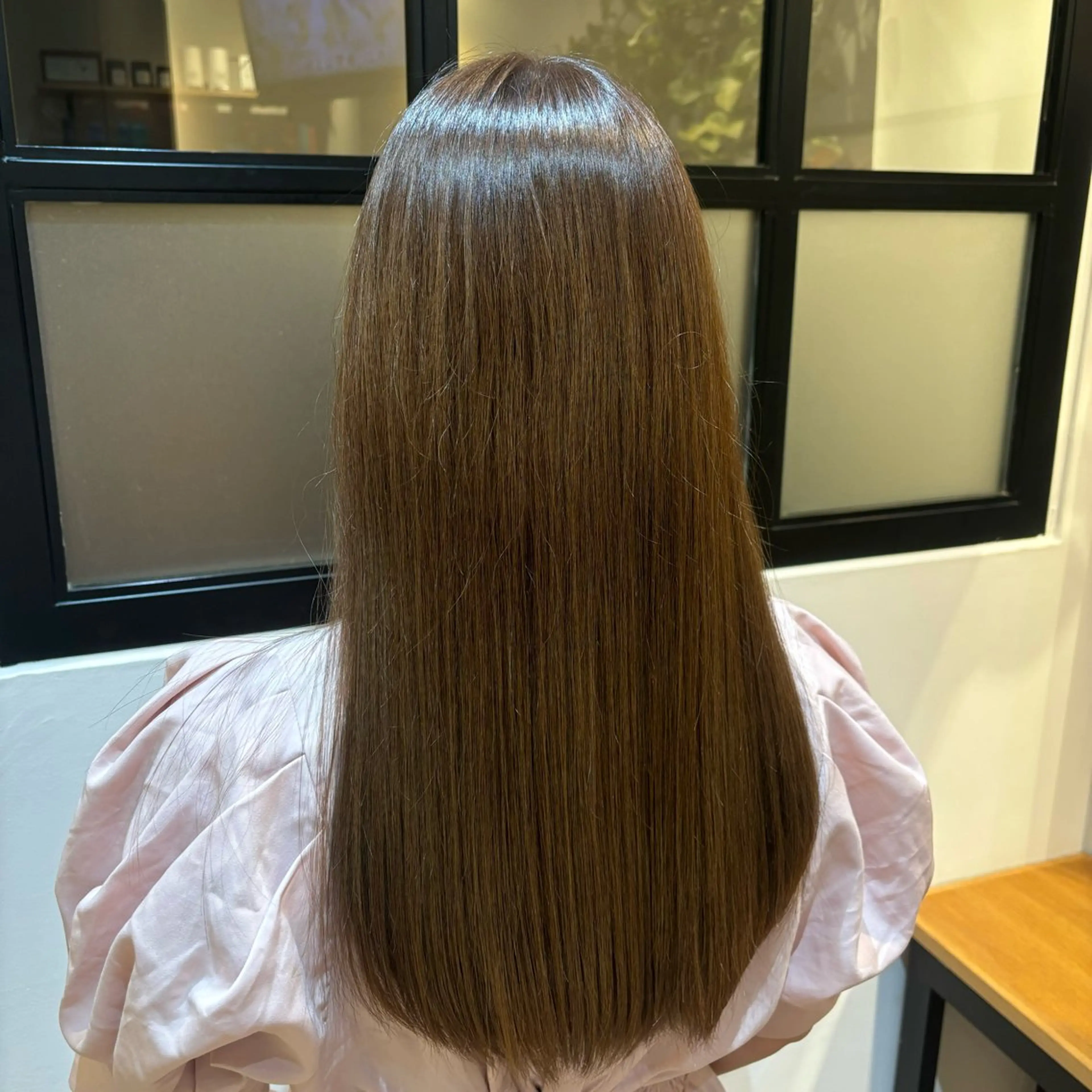 ロング カラー ヘアカラー トリートメント Kiara ⭐️のヘアスタイル