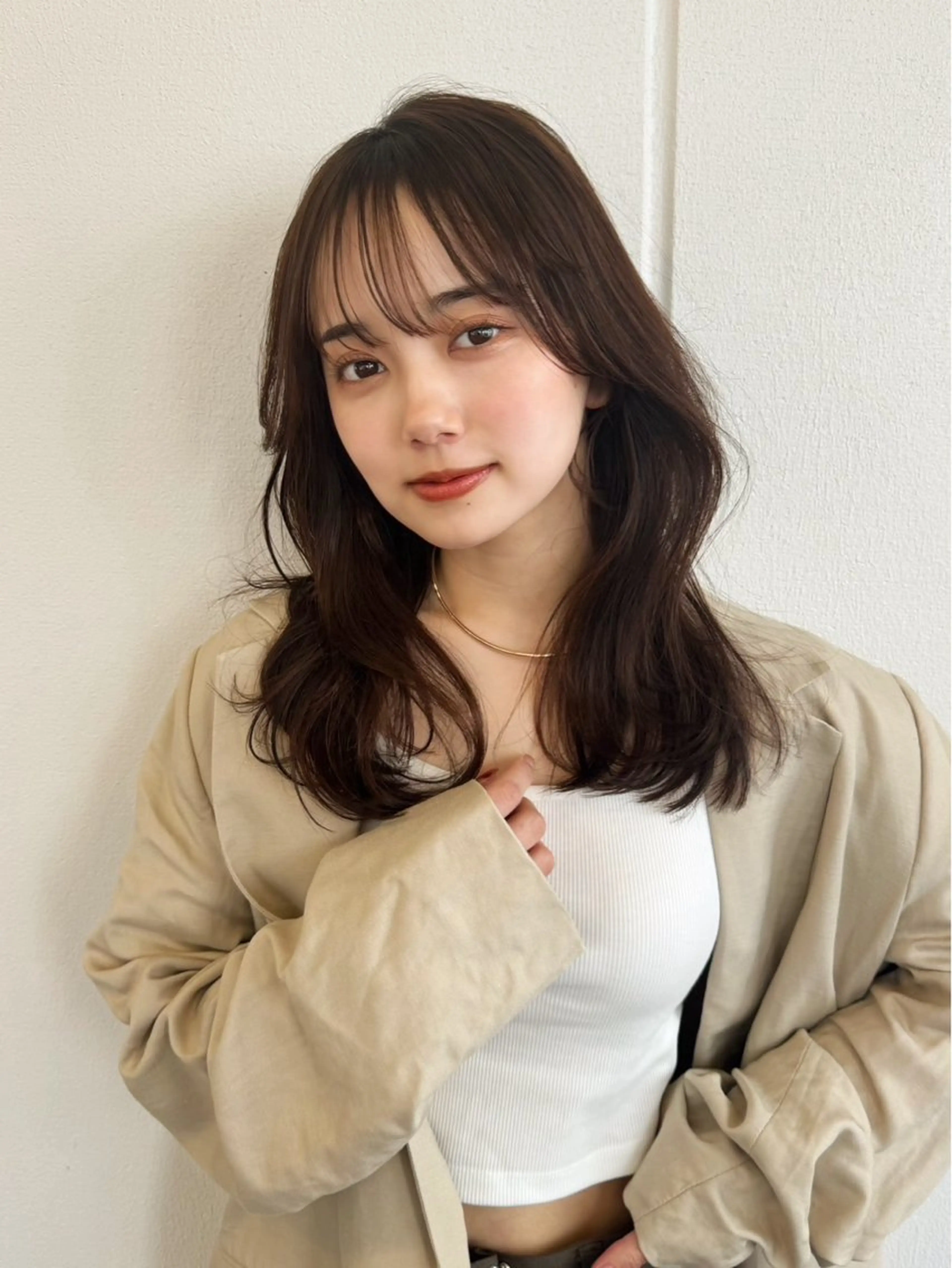 ミディアム Farbe 🤍officialのヘアスタイル