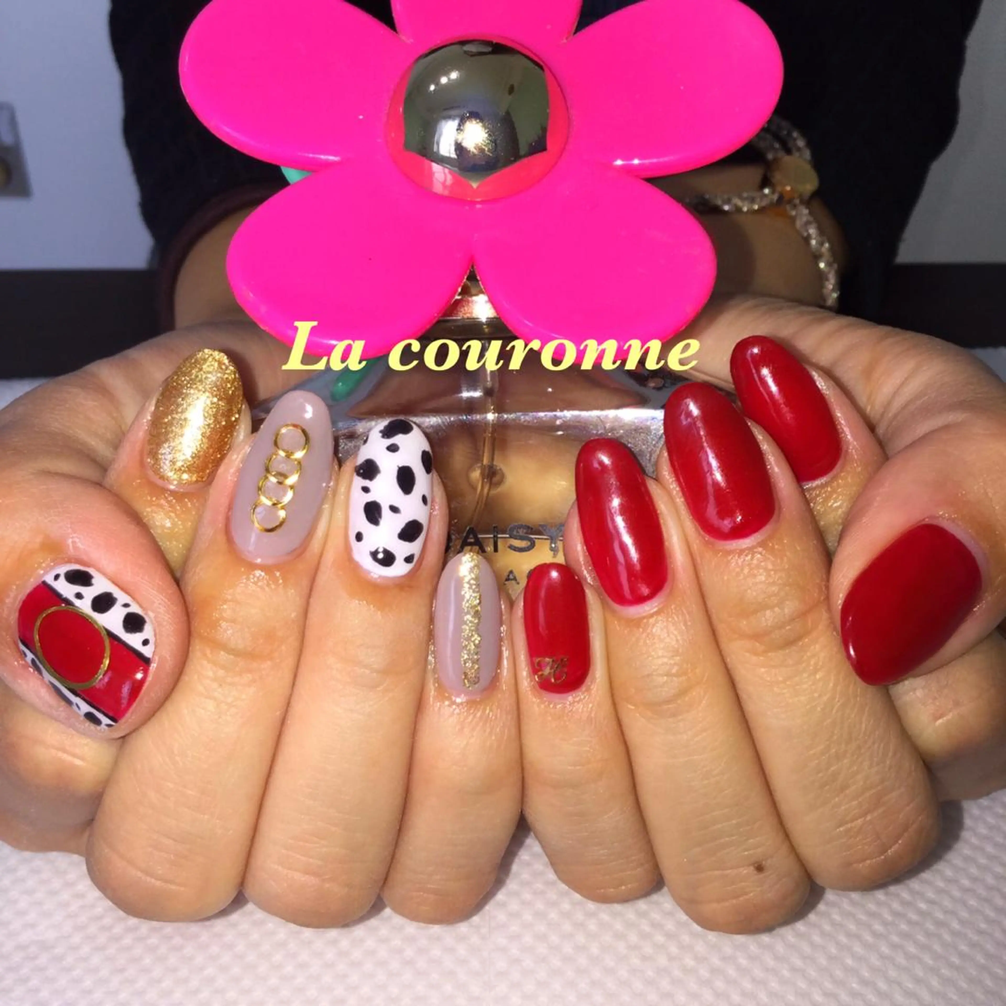 ネイル 持ち込み ハンドネイル Lacouronne NATSUMIのネイルデザイン