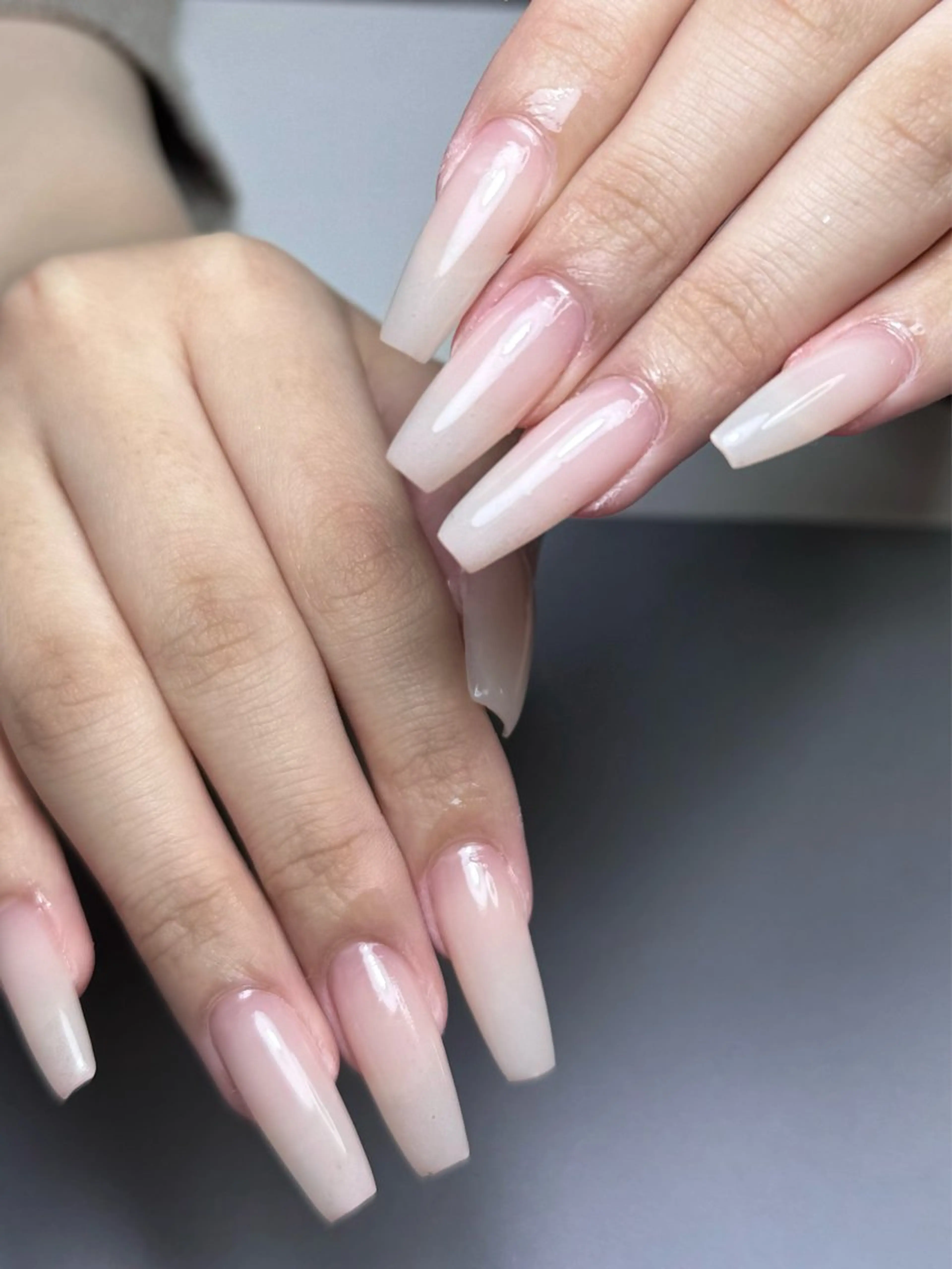 ネイル ハンドネイル ZHU_ STUDIOのネイルデザイン