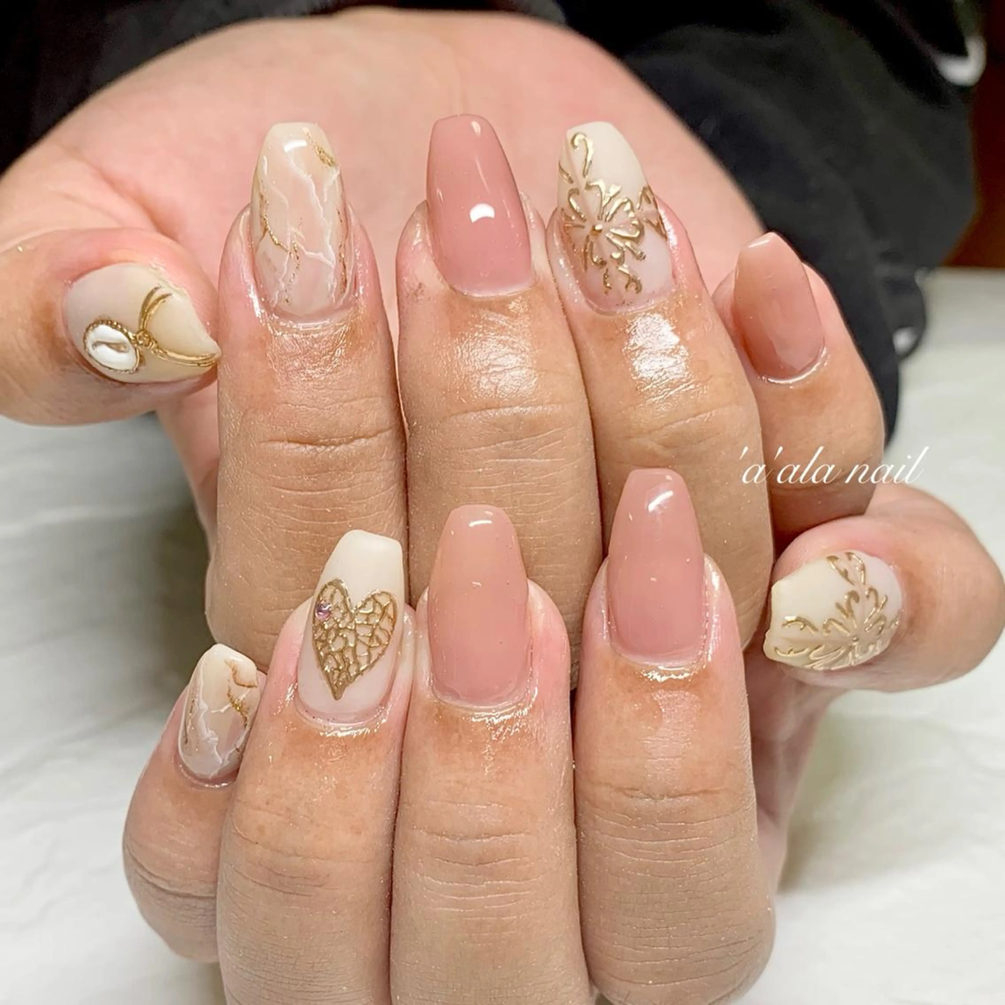 ネイル アートネイル 'a'ala nailのネイルデザイン