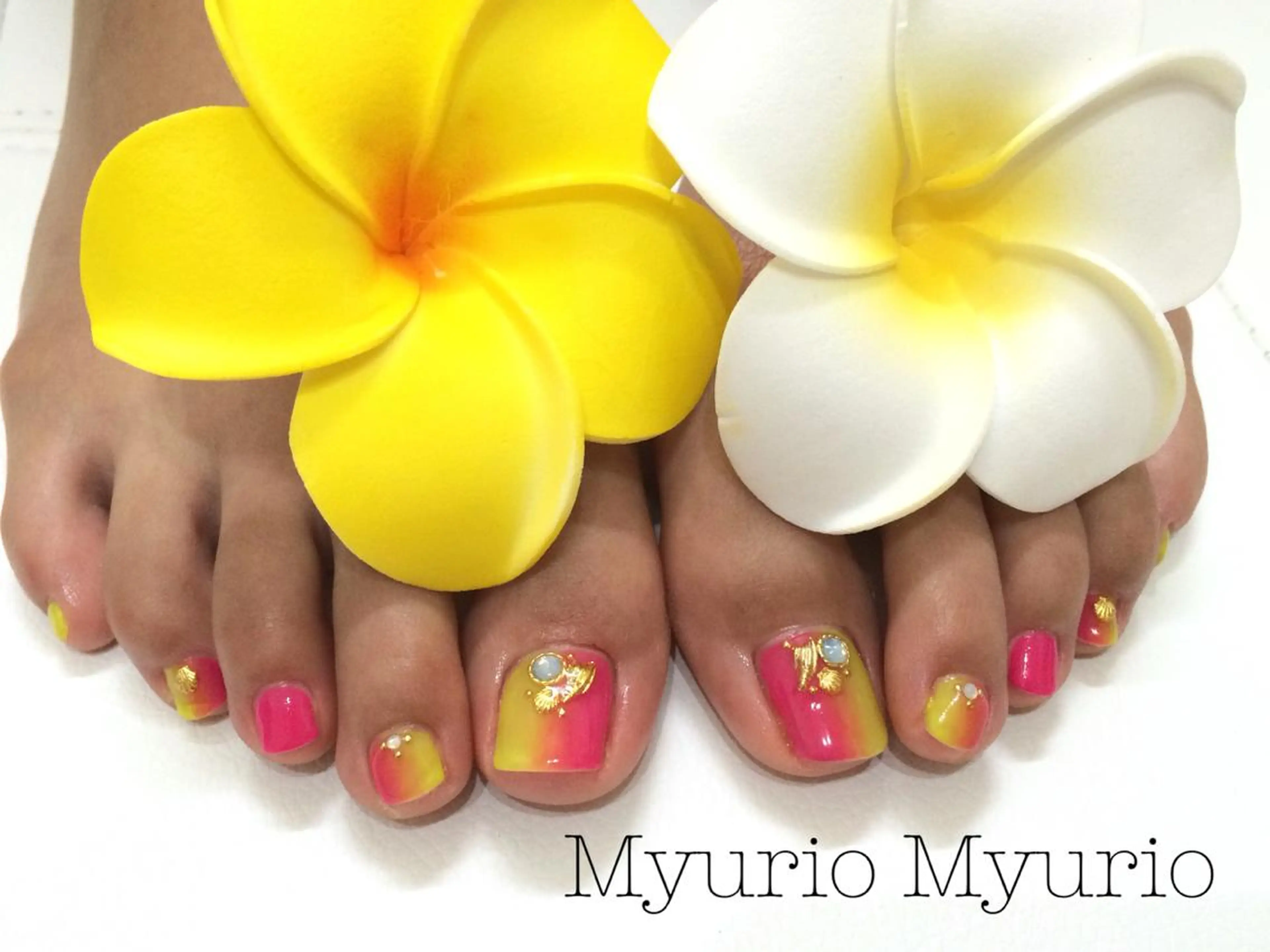 ネイル nail & eyelash Sympa 新横浜所属・𝓢𝔂𝓶𝓹𝓪 𝓜iwako🐰ᩚのネイルデザイン
