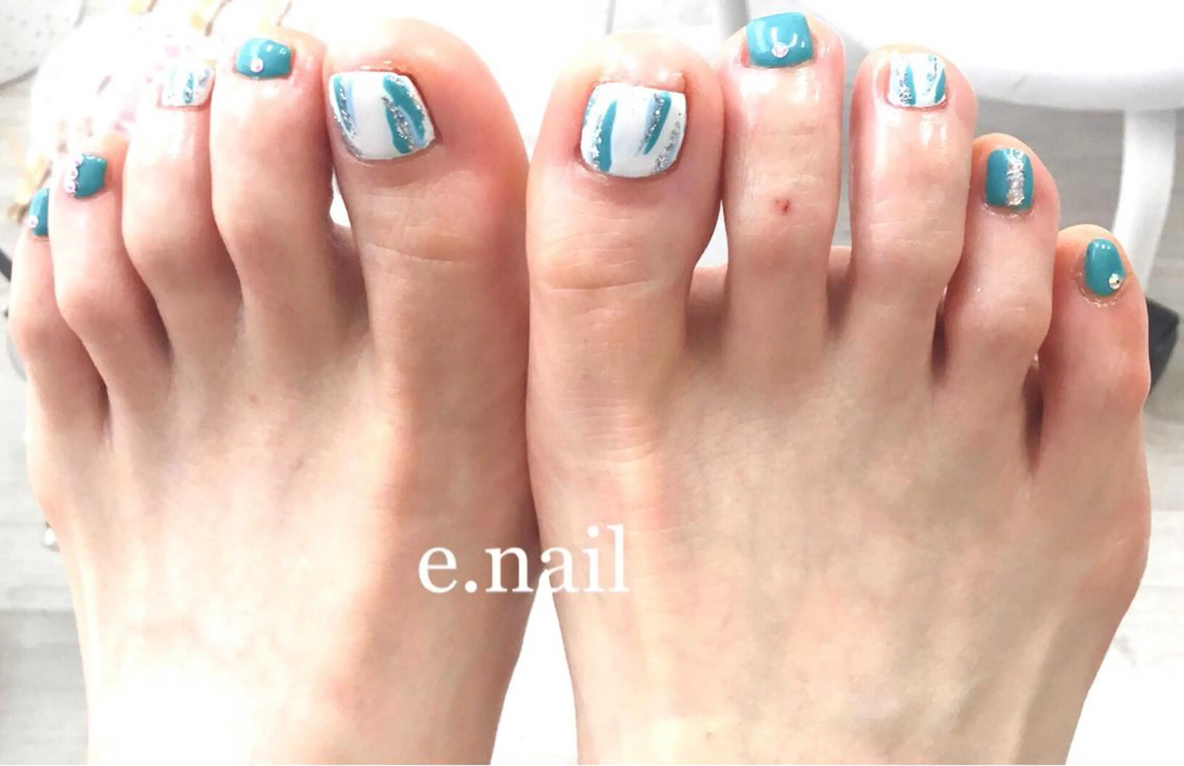 ネイル e.nail所属・和賀井 恵理のネイルデザイン