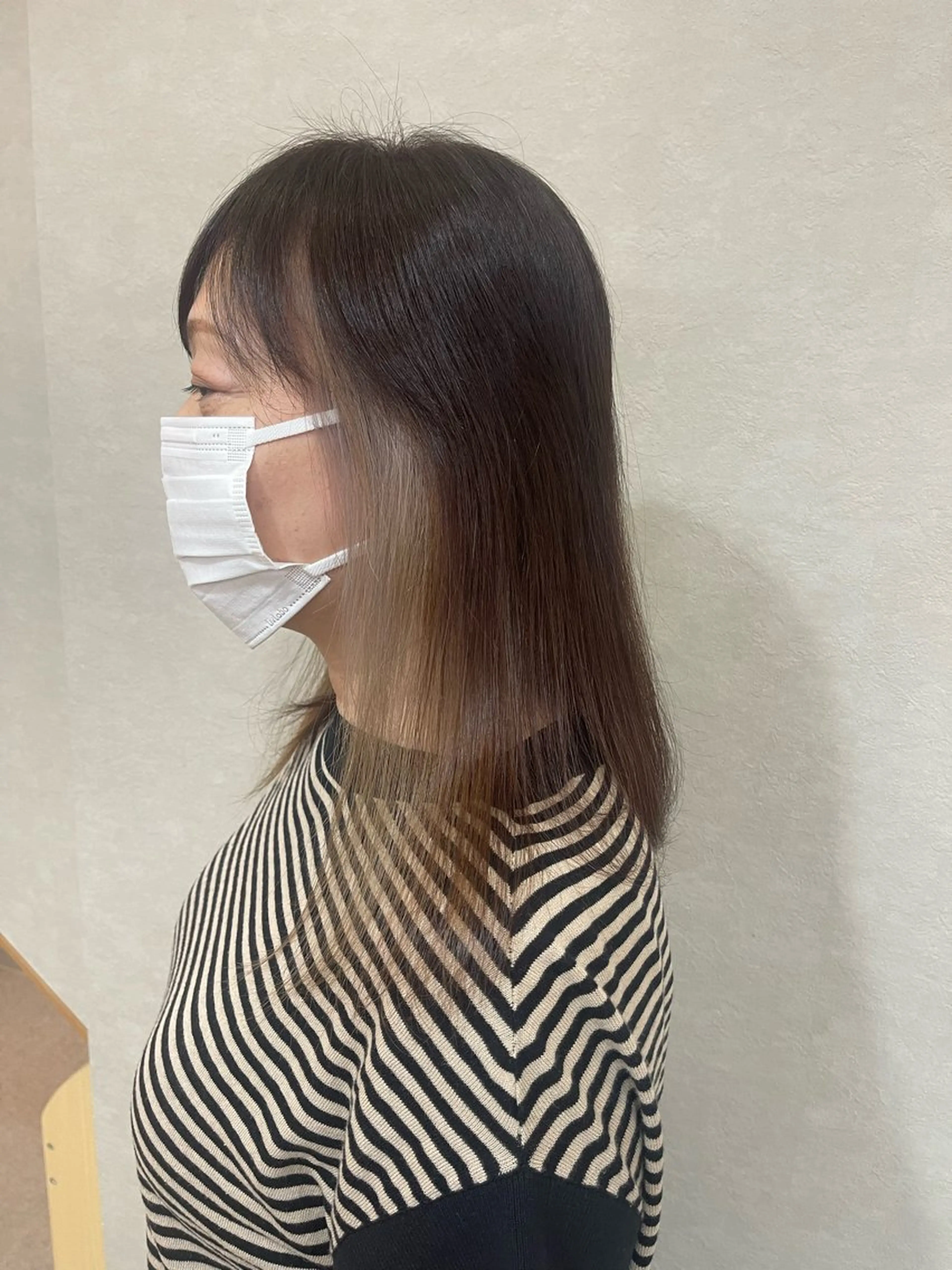 セミロング ヘアカラー 山口 美咲のヘアスタイル