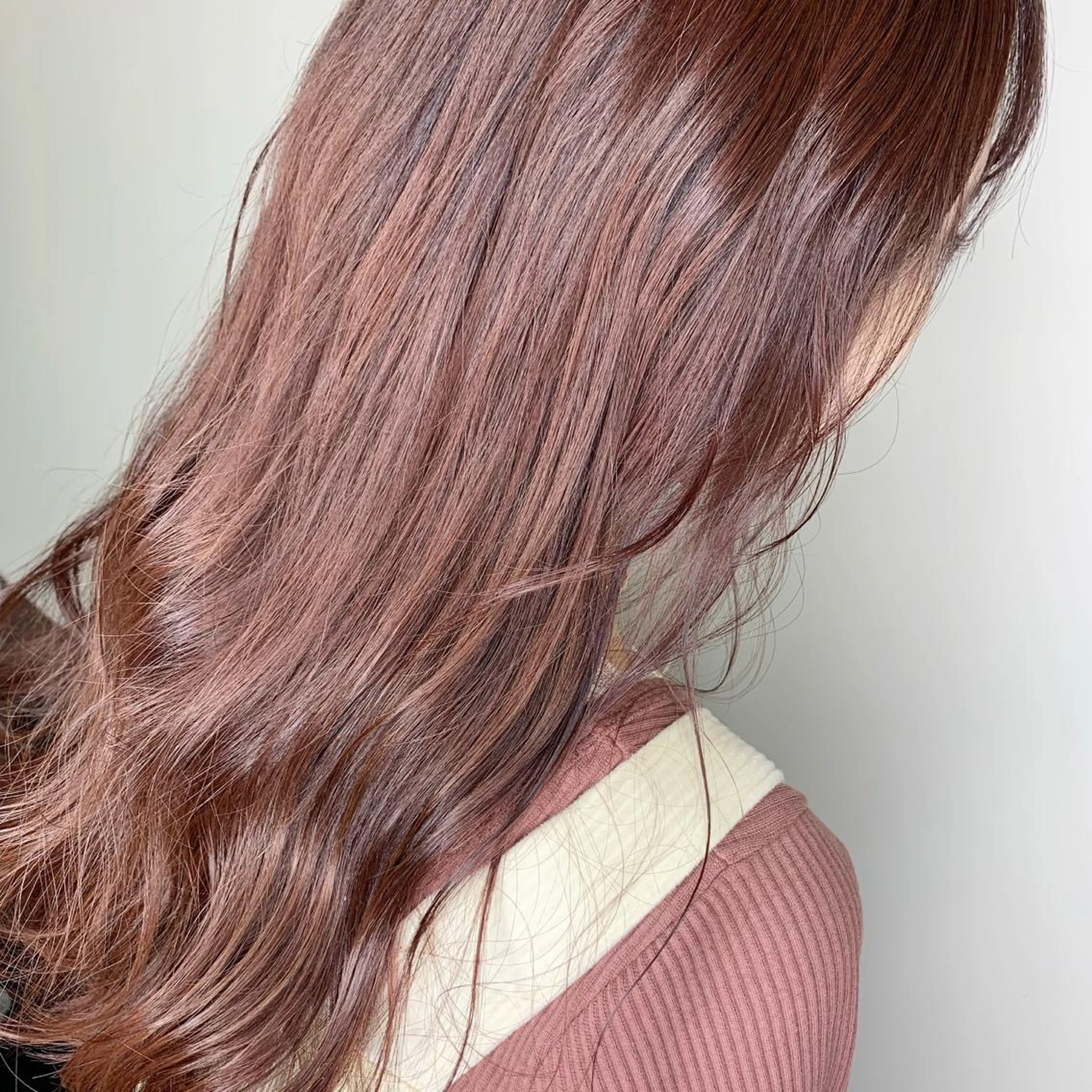 セミロング カラー ピンクカラー ローズカラー yoshi (高橋福博)のヘアスタイル