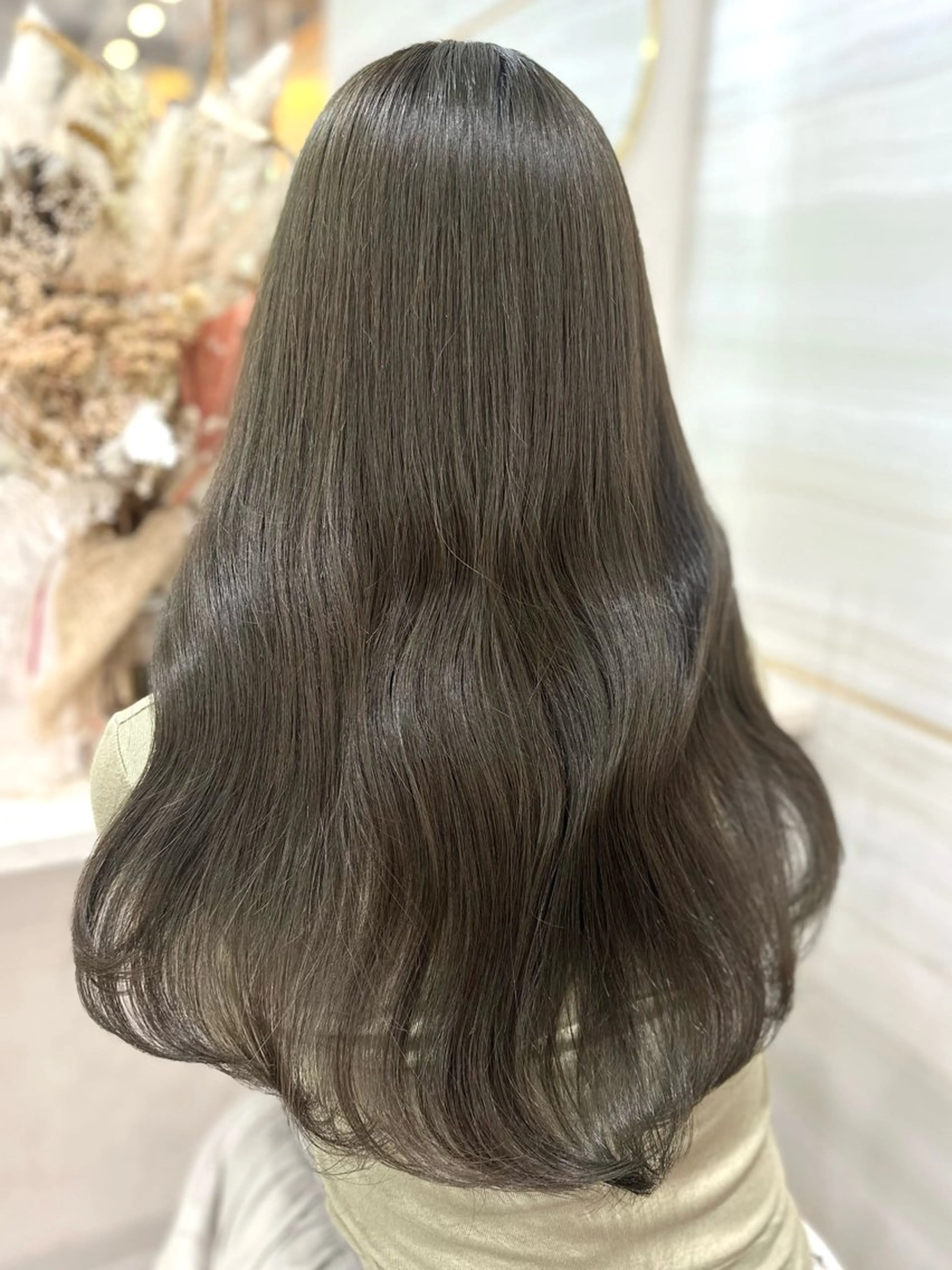 ロング カラー ベージュカラー ブリーチ ケアブリーチ ミルクティーベージュ ピンクカラー ヘアカラー トリートメント 🦋高瀬寛菜🦋 韓国/ブリーチのヘアスタイル