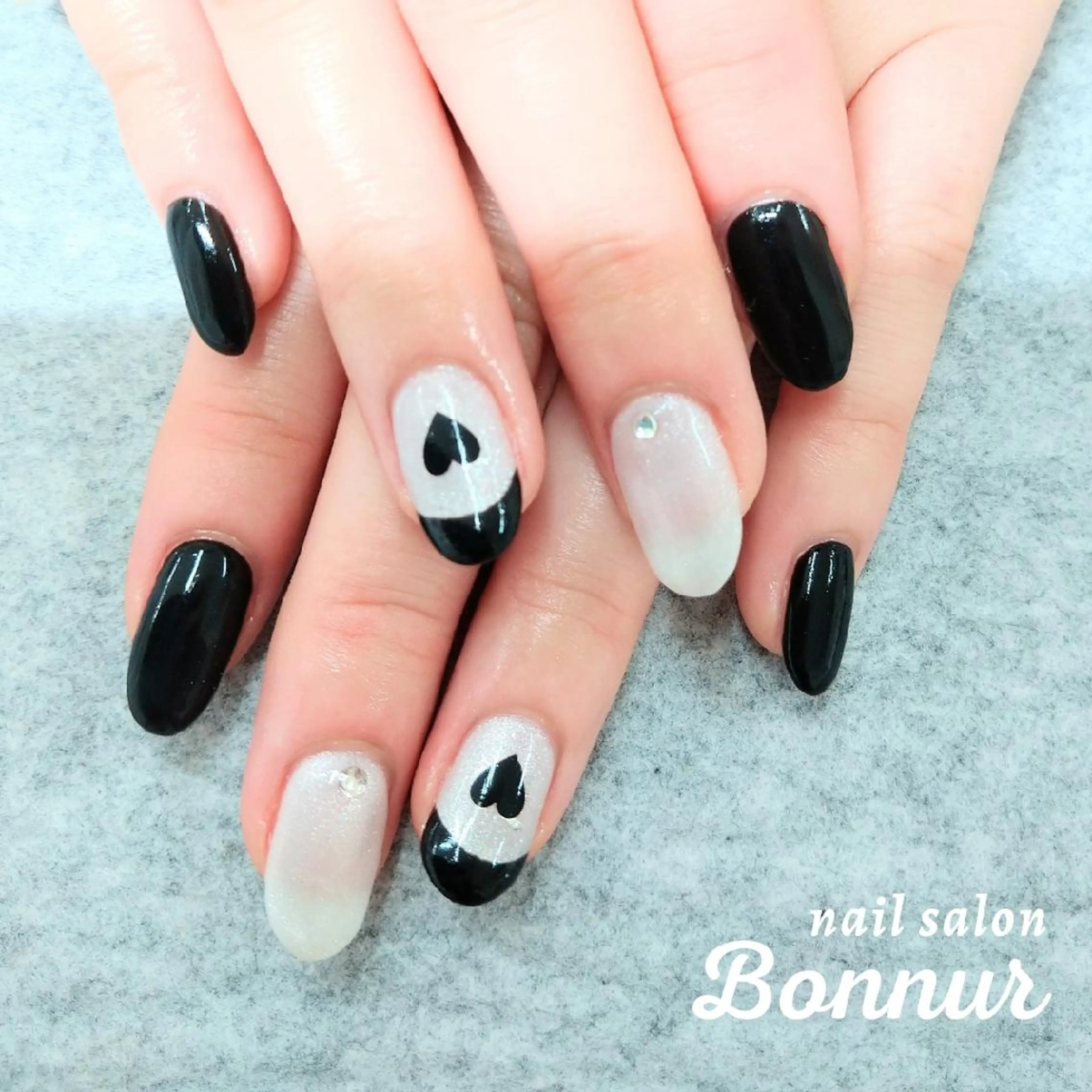 ネイル シンプルネイル RuHE （BB nail)のネイルデザイン
