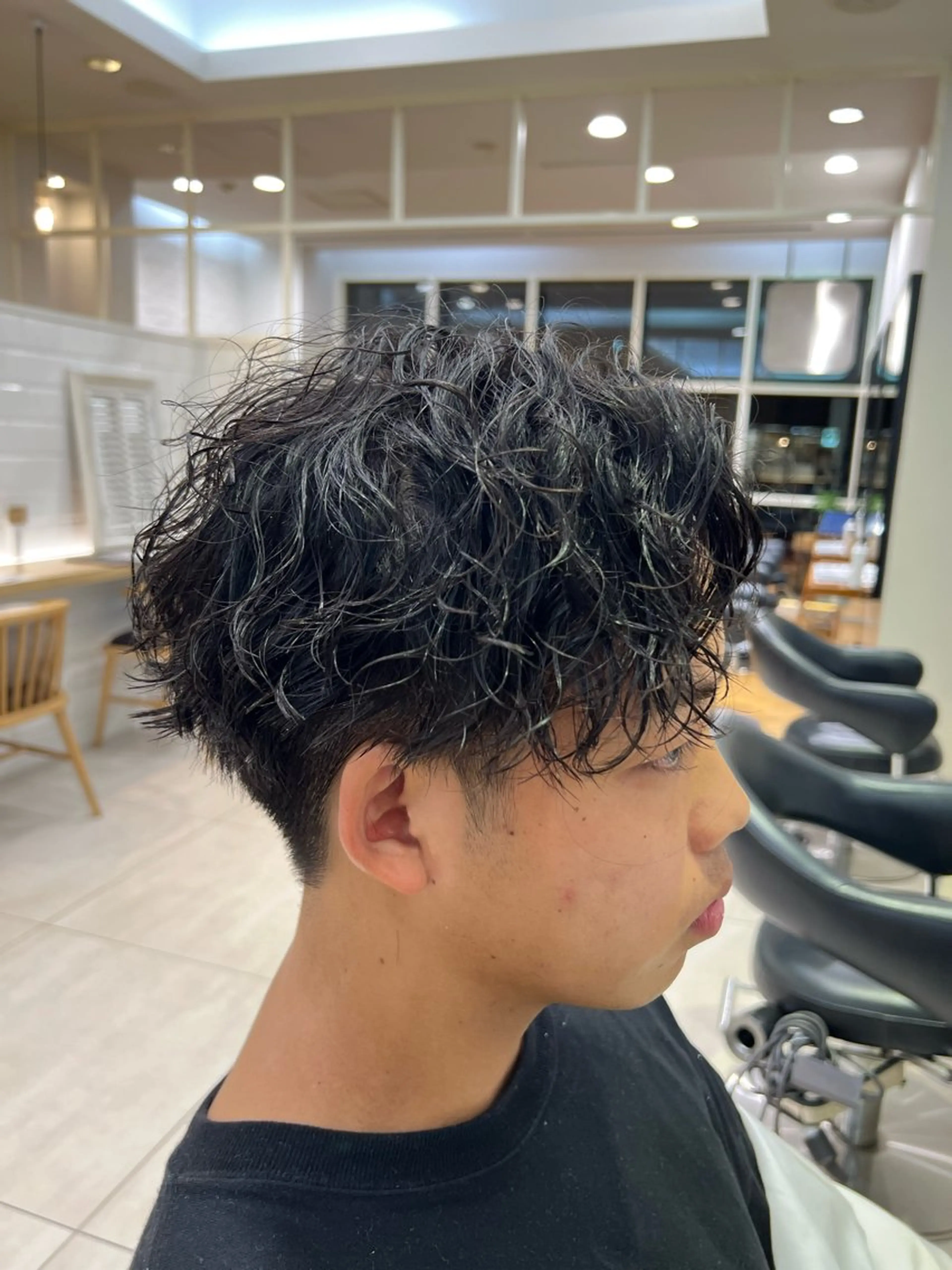 ショート パーマ メンズ カット パーマ メンズパーマ 岩成健志郎のヘアスタイル