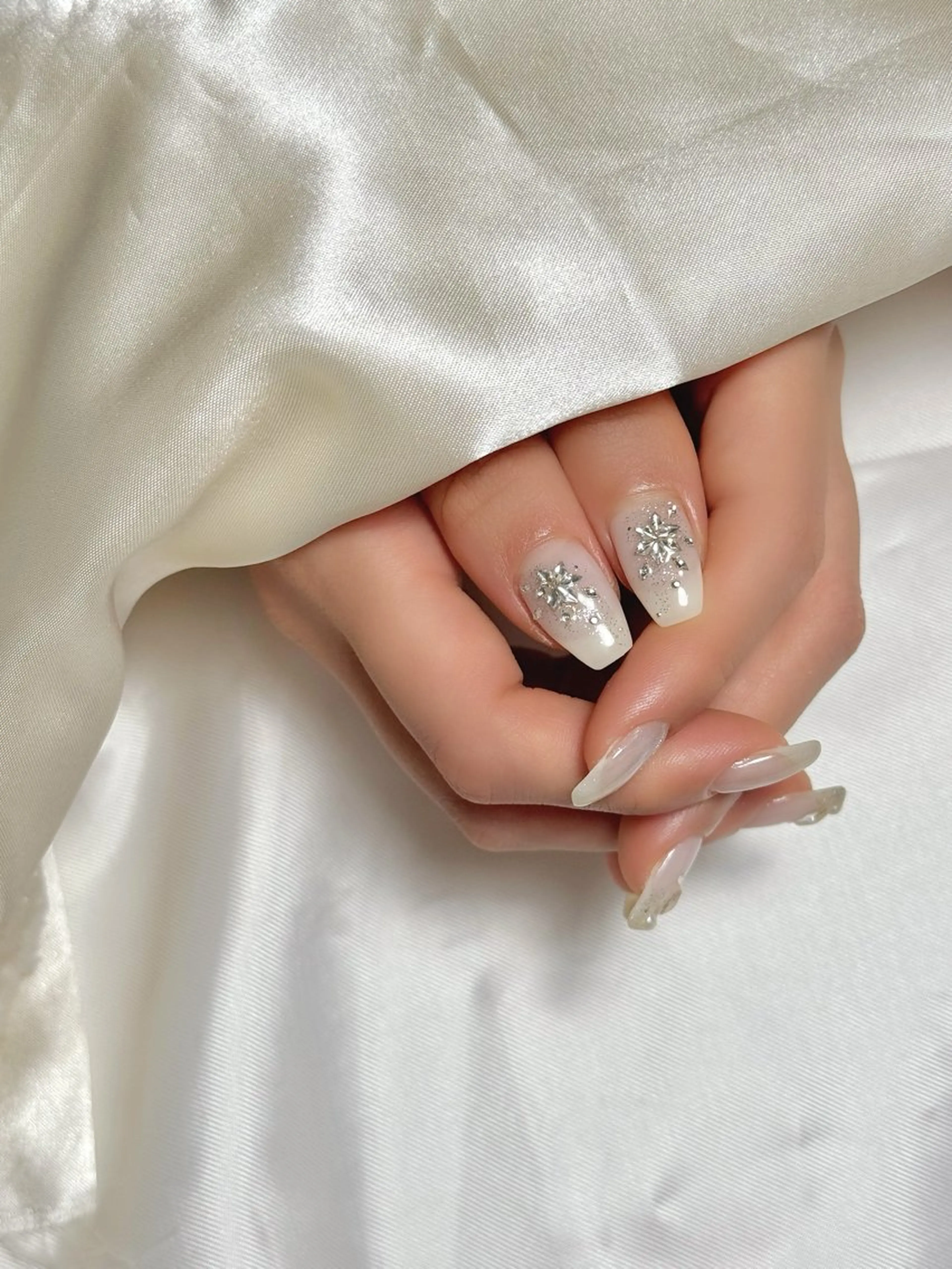 ネイル ハンドネイル miryeonail ミリョネイルのネイルデザイン