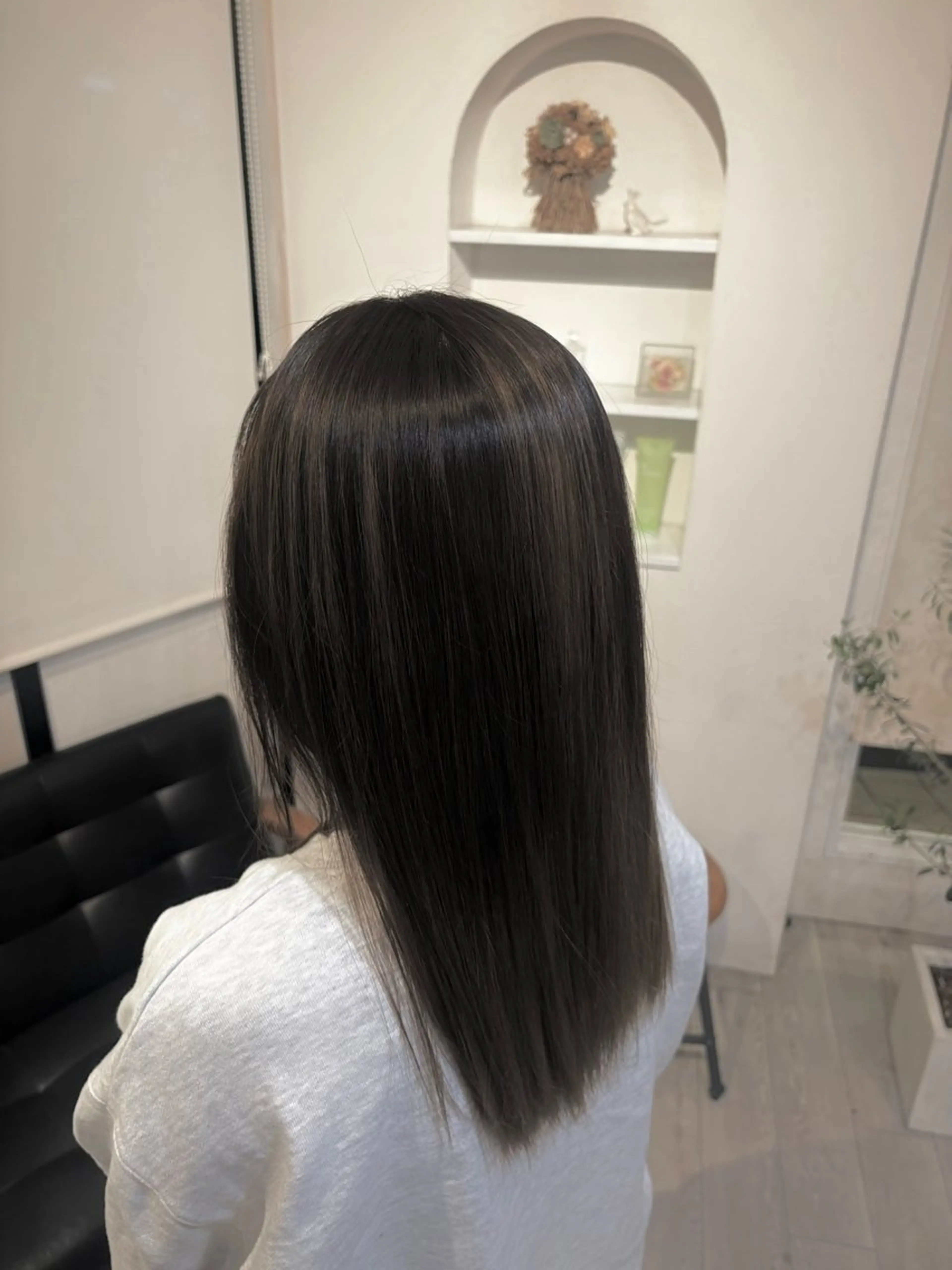 セミロング ハイライト 縮毛矯正 はしもとひより /艶カラー🌱のヘアスタイル