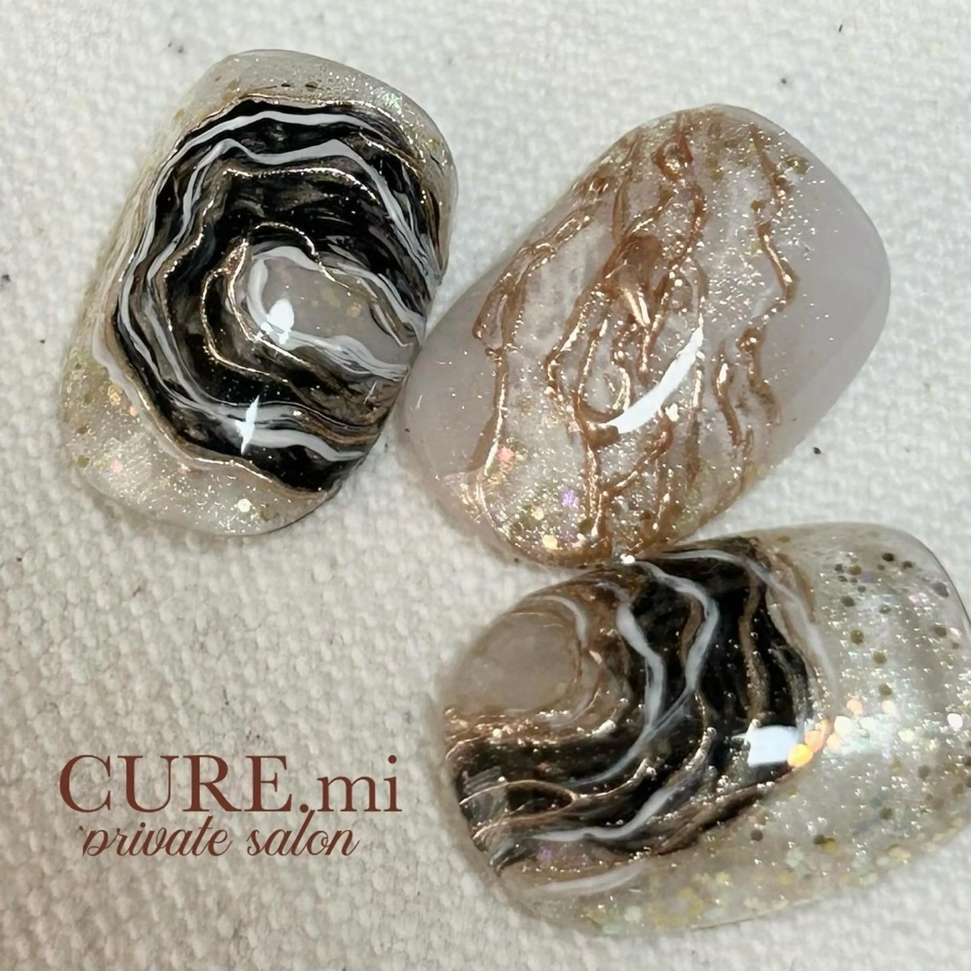 ネイル ニュアンスネイル ハンドネイル ハンドケア CURE.mi所属・伊藤 美香のネイルデザイン