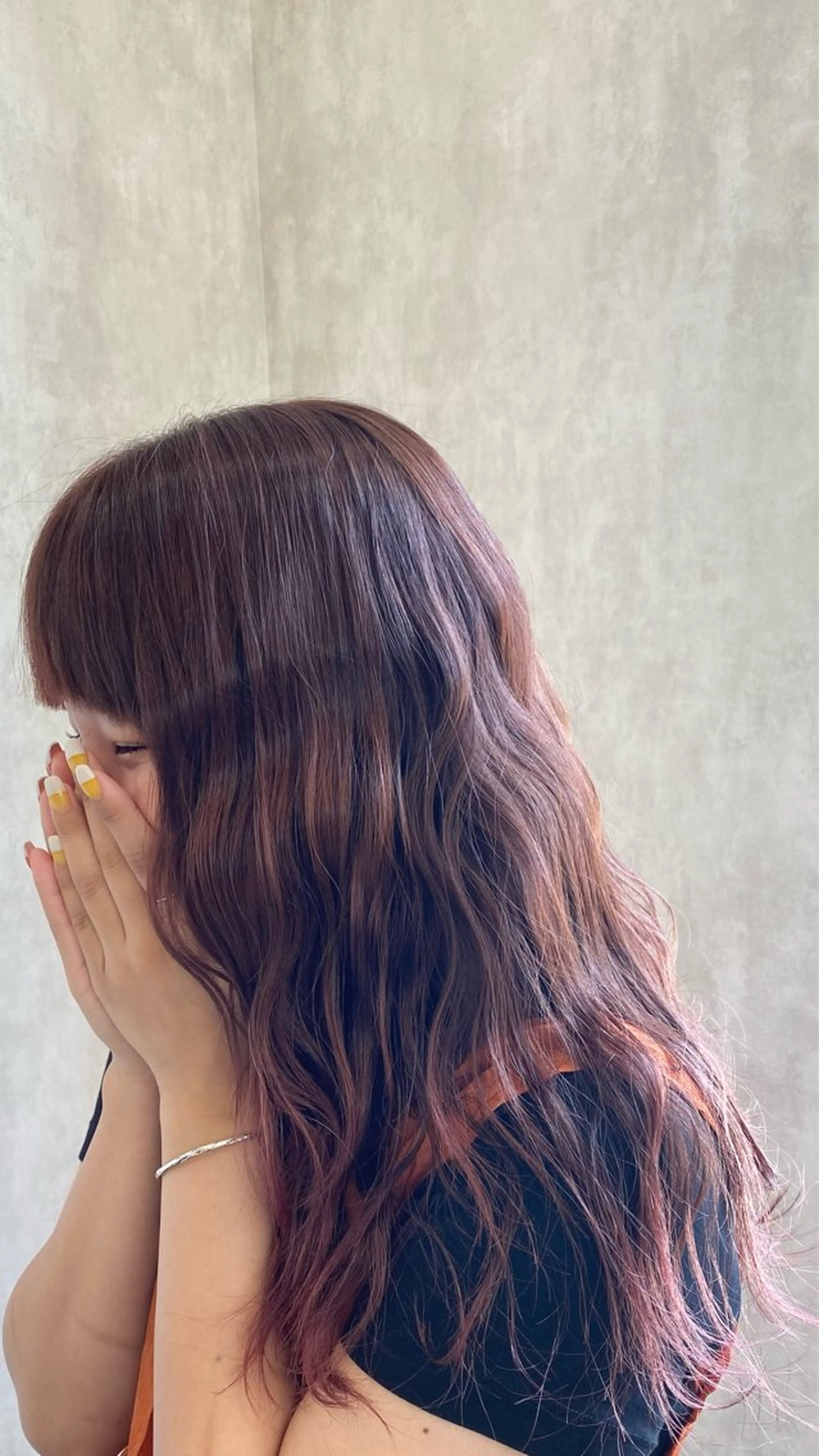 ロング カラー オレンジピンク hair room  和所属・藤田 沙織のヘアスタイル