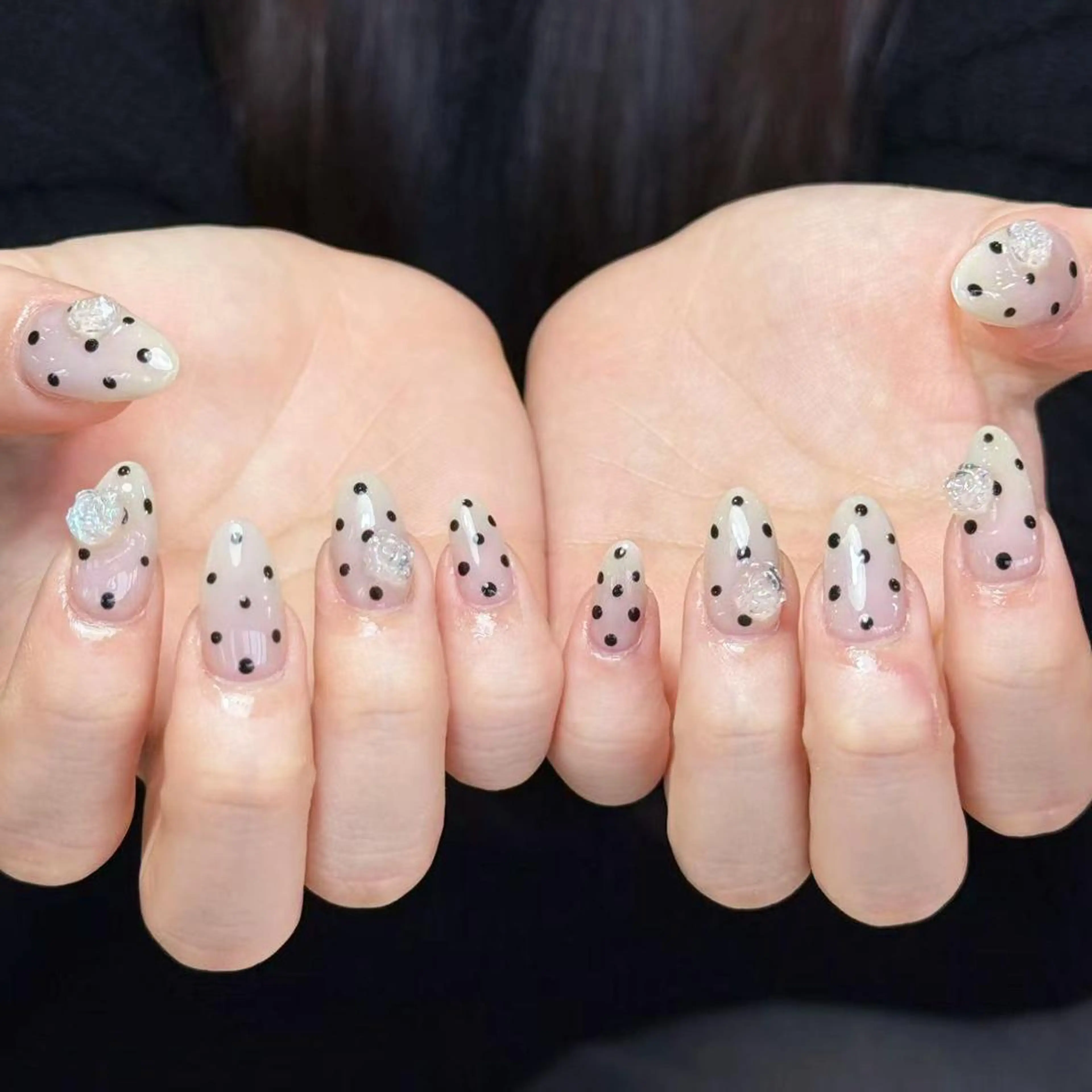 ネイル アートネイル オーロラネイル ガーリー キラキラネイル 韓国ネイル ハンドネイル DIAMOND 💅のネイルデザイン