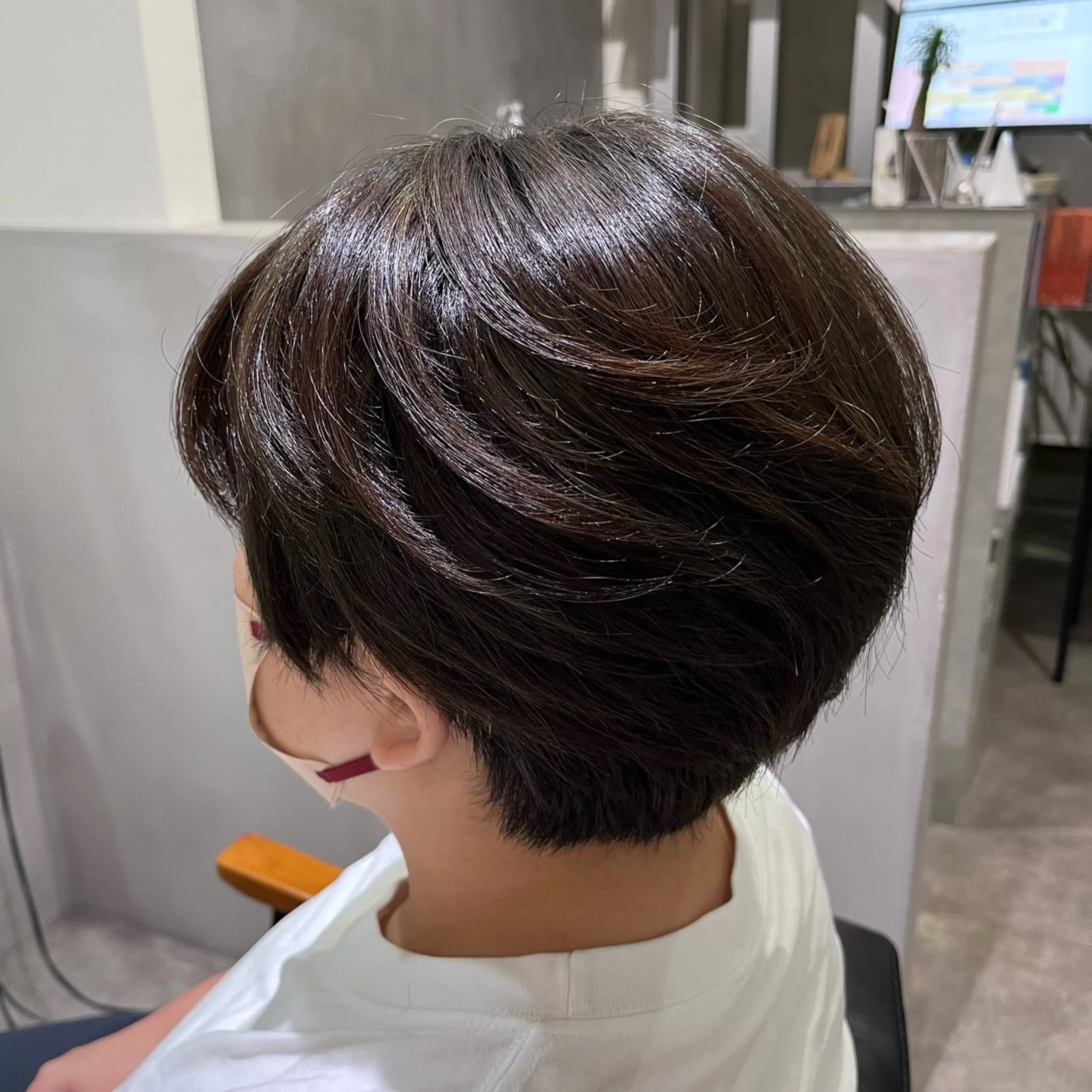 カラー ヘアカラー トリートメント 猪口 純のヘアスタイル