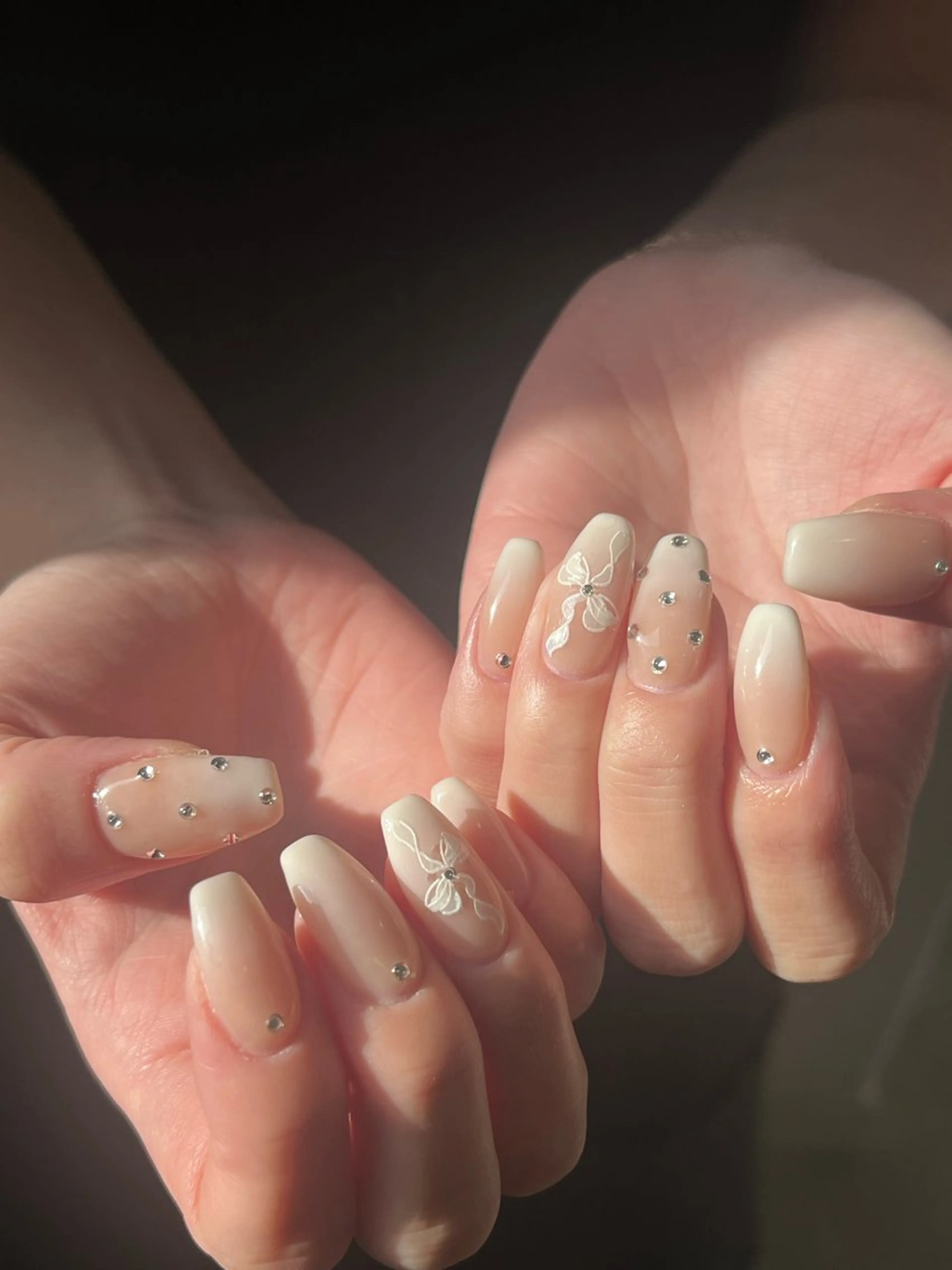 ネイル ハンドネイル +vico 堀江店所属・中西 春那のネイルデザイン