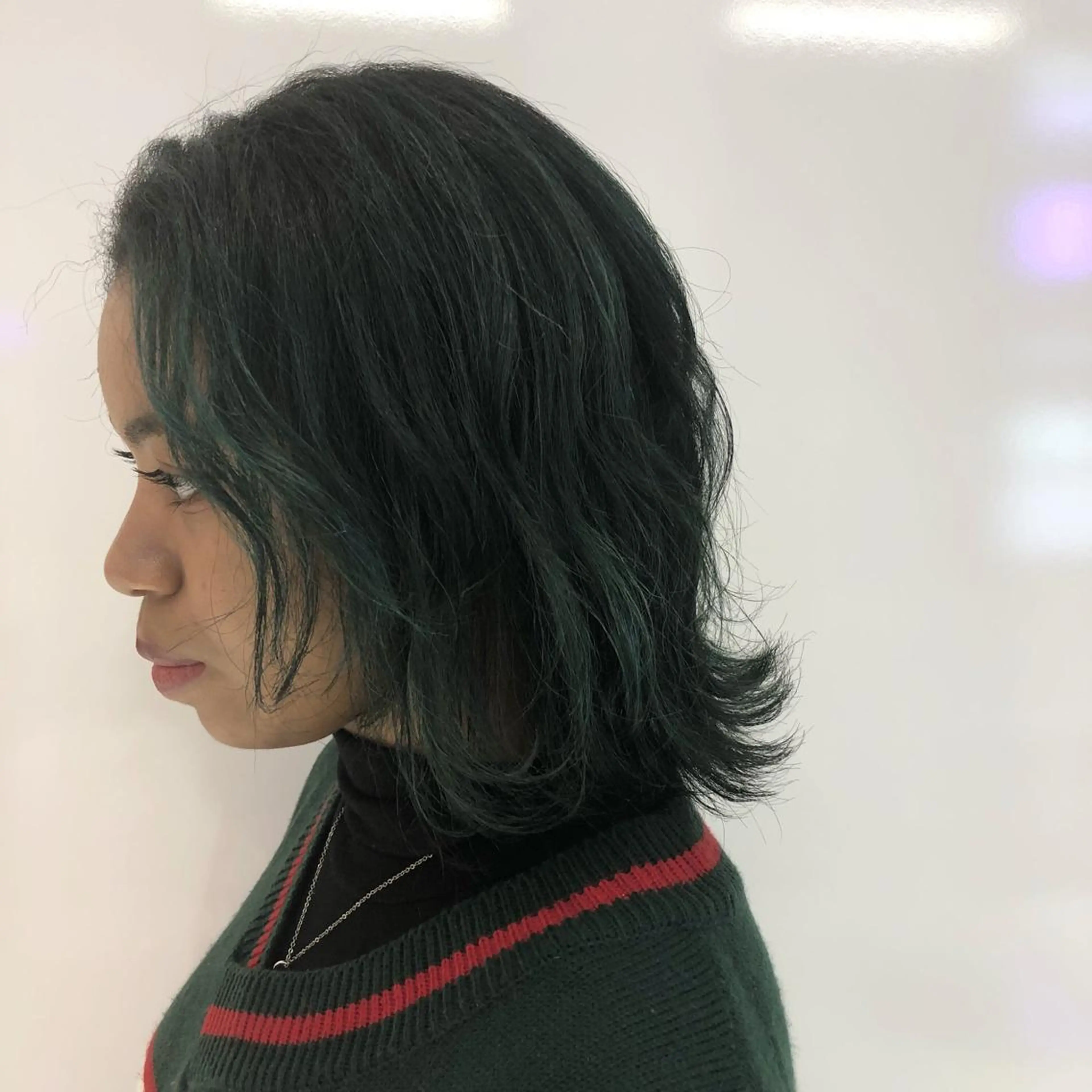 カラー 丸岡 美穂のヘアスタイル