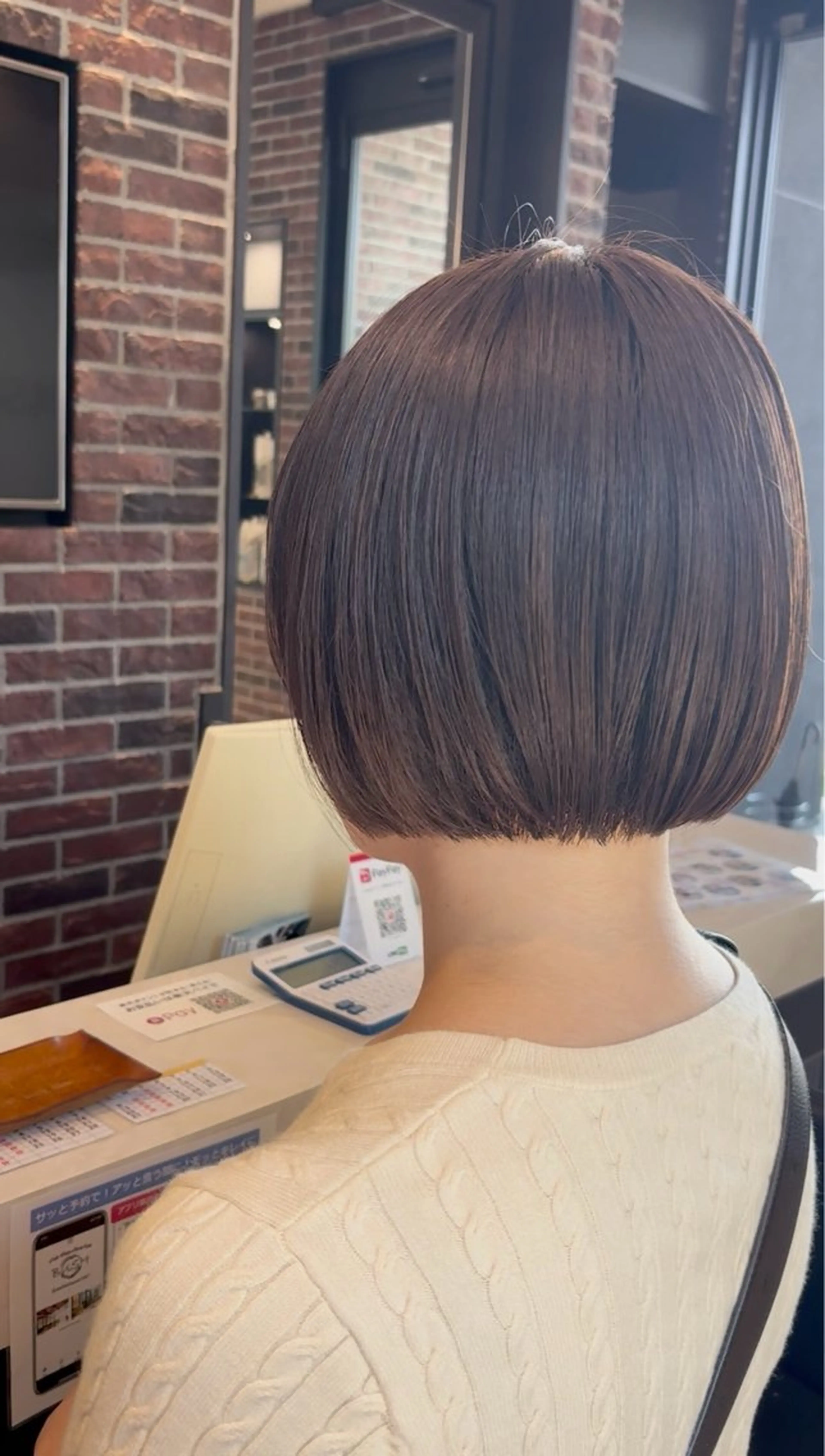 ショート ボブ カット ヘアカラー トリートメント 藤根 里紗のヘアスタイル