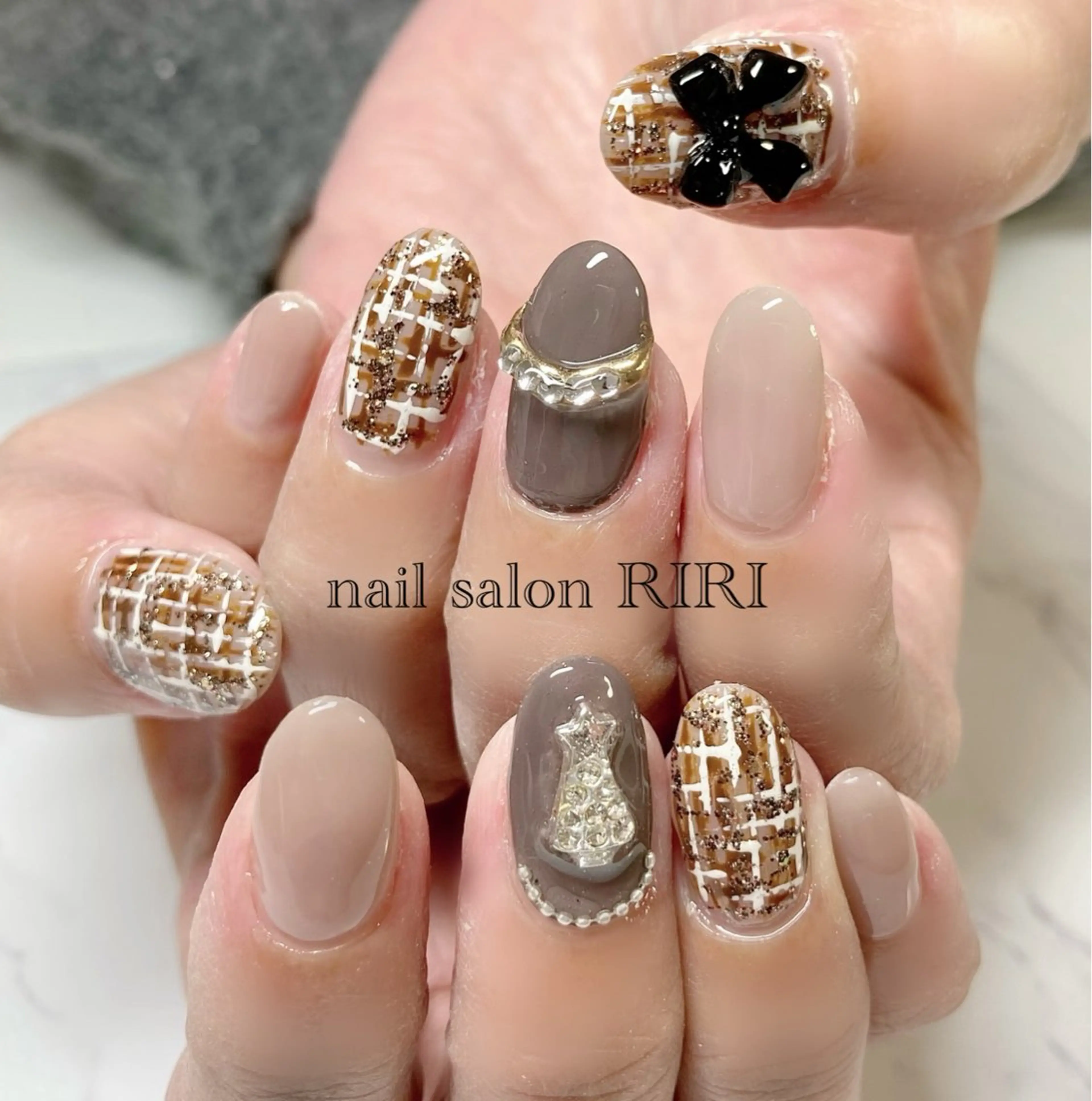 ネイル ツイードネイル 冬ネイル クリスマス private  nail  salon RIRI所属・RIRI リリのネイルデザイン